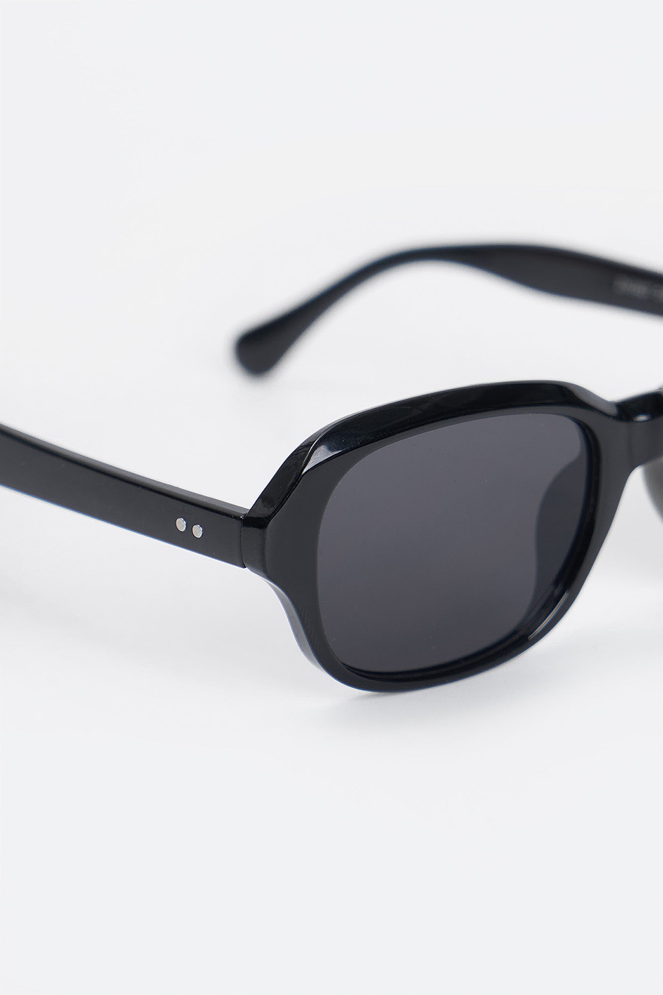 994491-Black (3).jpg