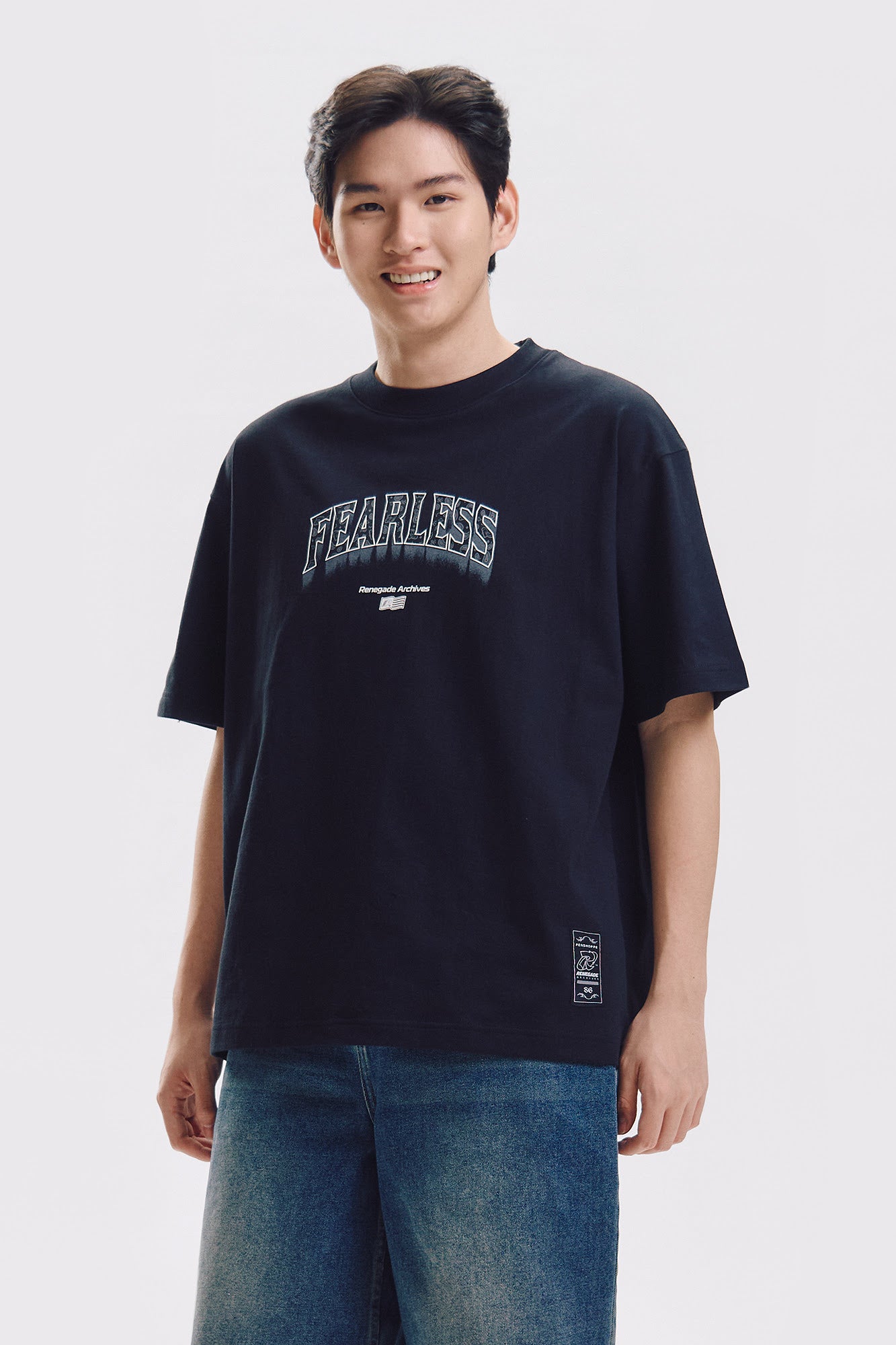 Fearless Relaxed Graphic T-Shirt – PENSHOPPE