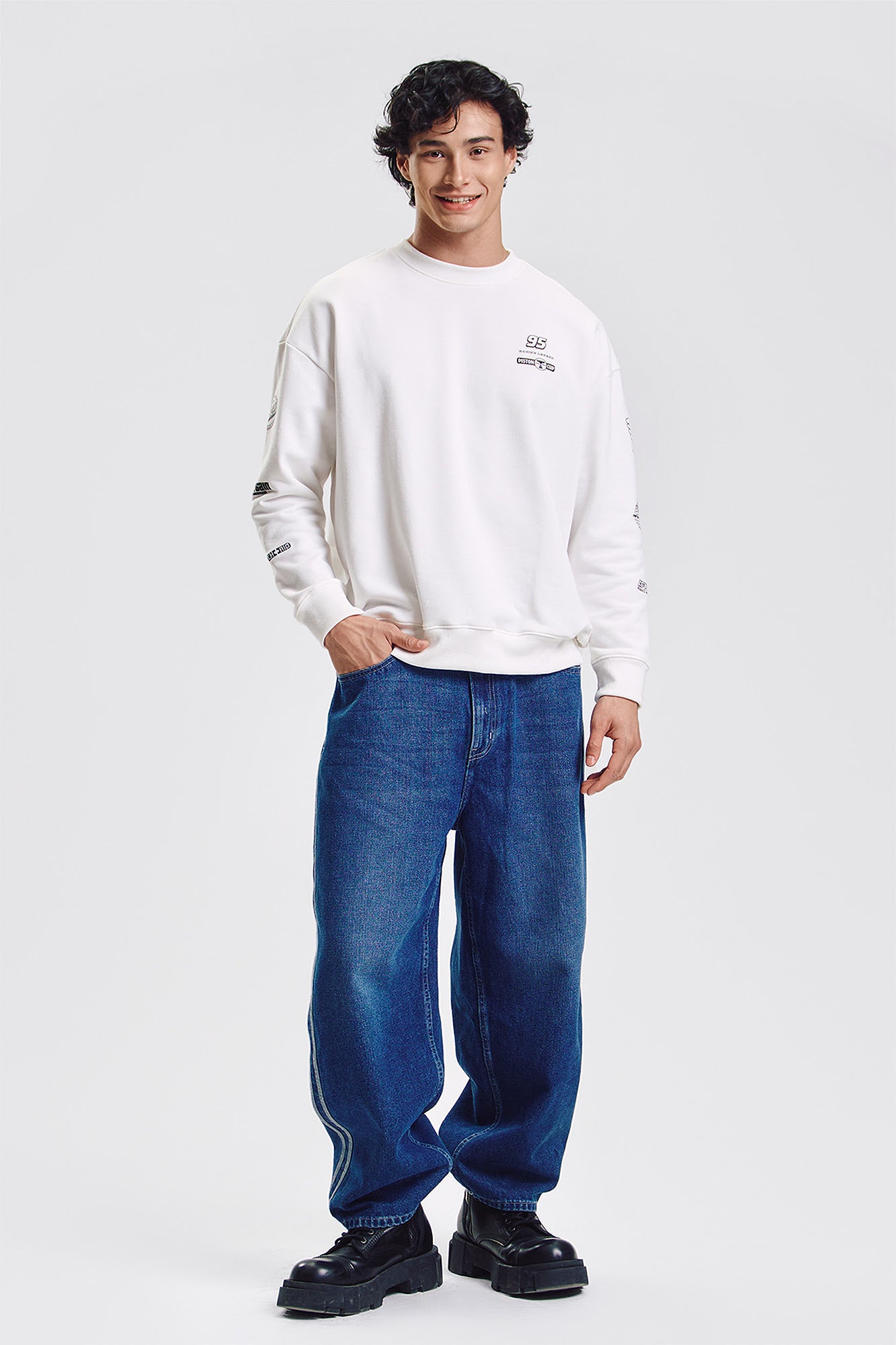 994590-Ivory (1).jpg