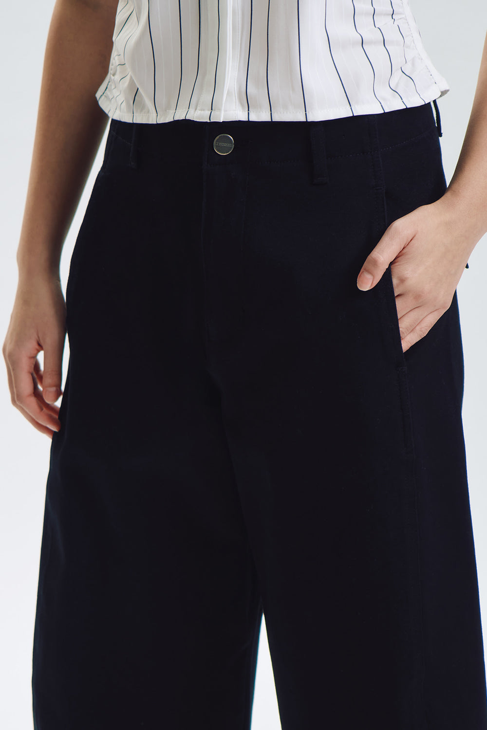 994592-Black (2).jpg