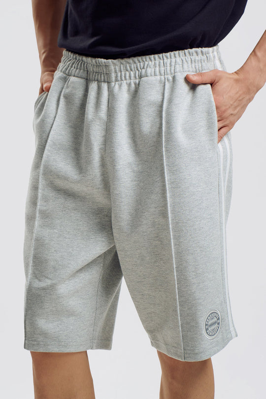 Baggy Fit Knit Shorts with Side Taping