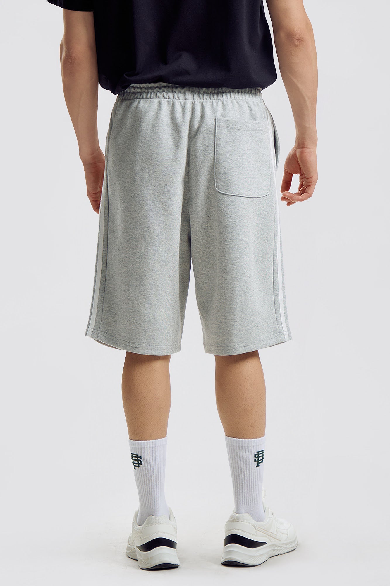 Baggy Fit Knit Shorts with Side Taping