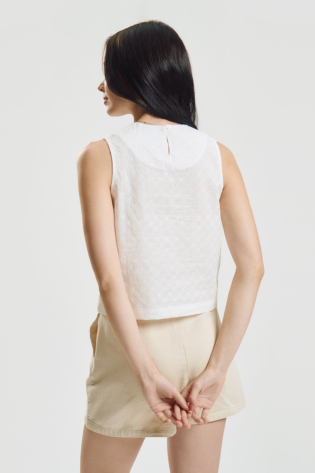 994636-Off White (3).jpg