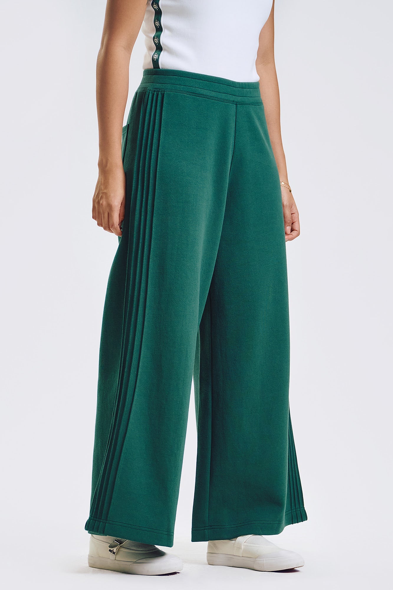 Wide Fit Sweatpants with Side Pintucks