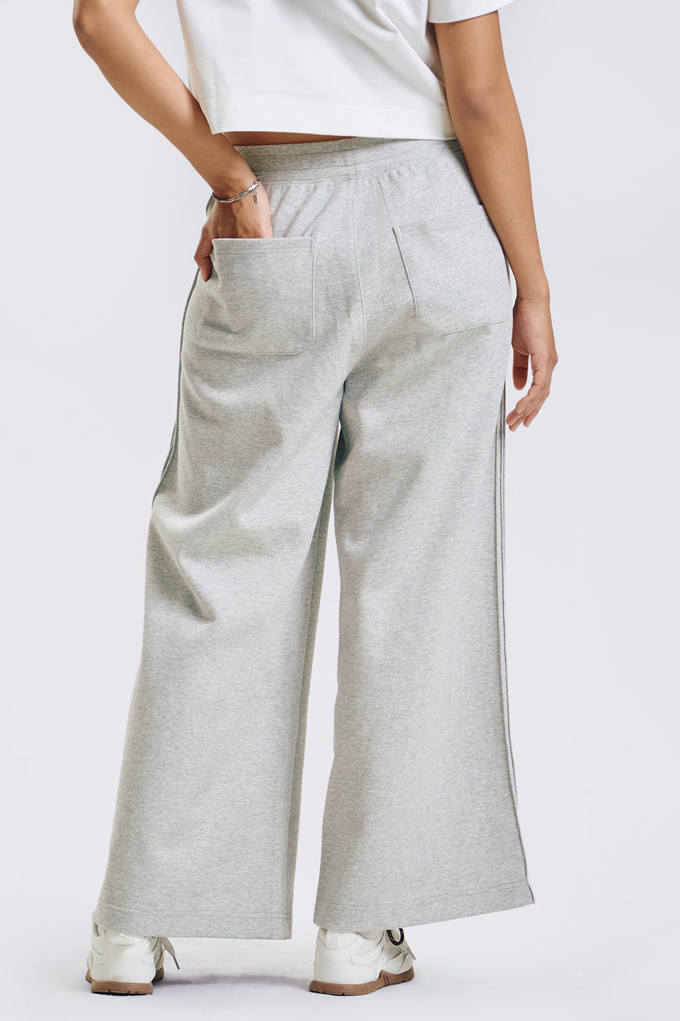 994715-Heather Gray (4).jpg