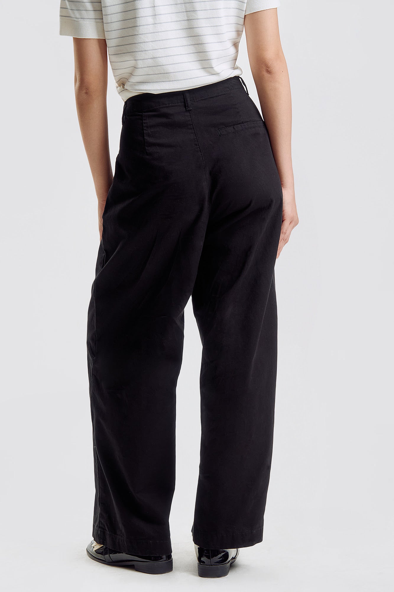 994717-Black (4).jpg