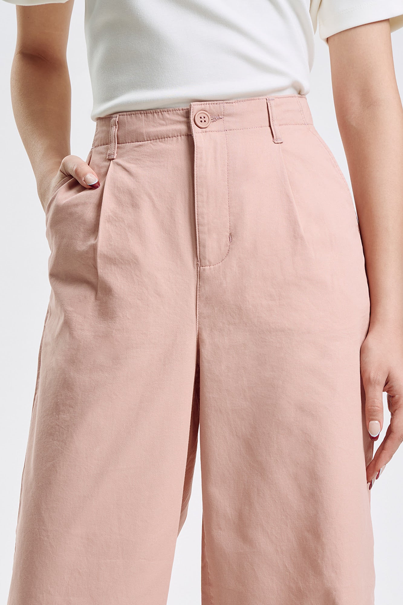 Wide Fit Pleated Pants