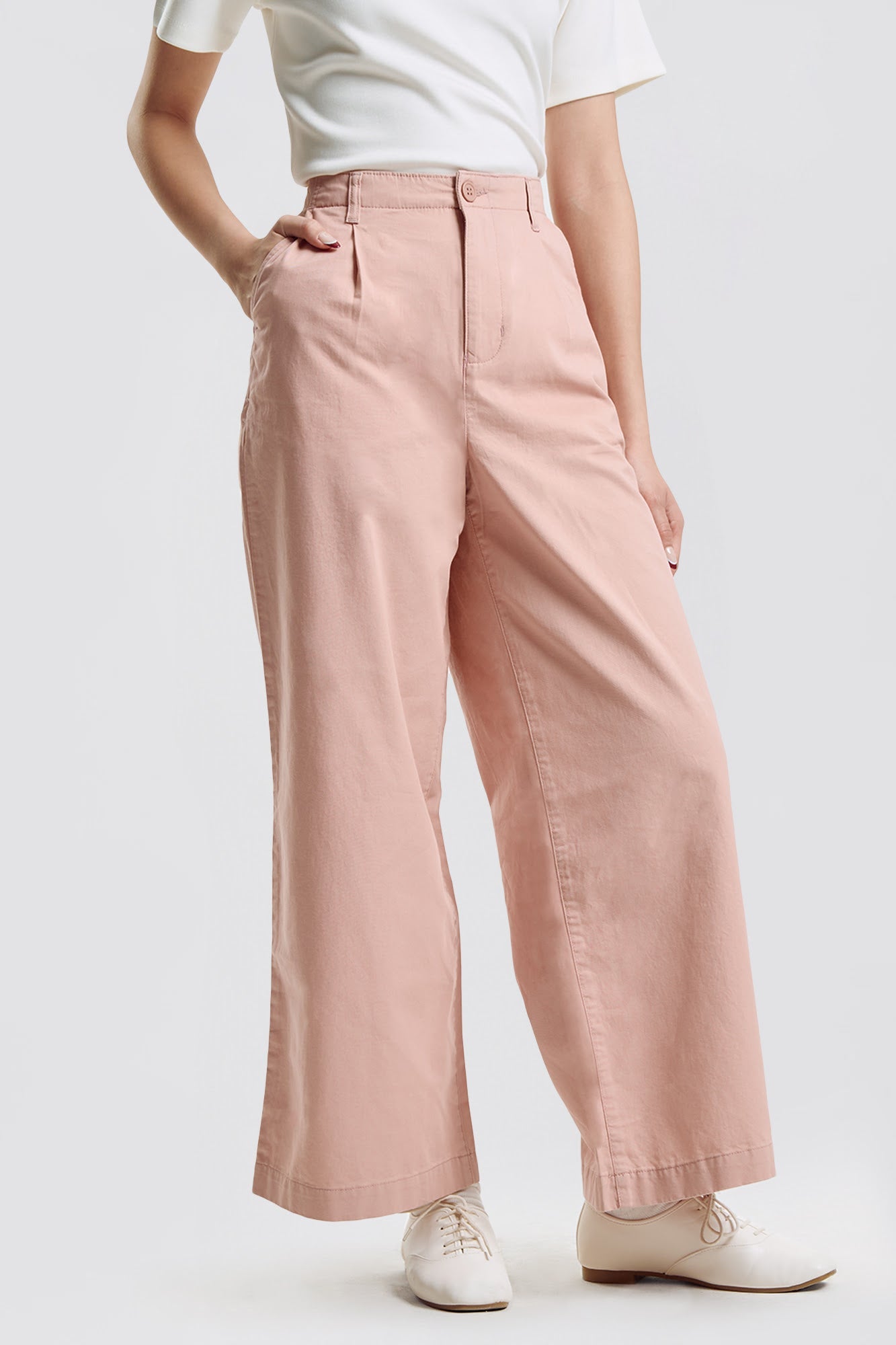 Wide Fit Pleated Pants