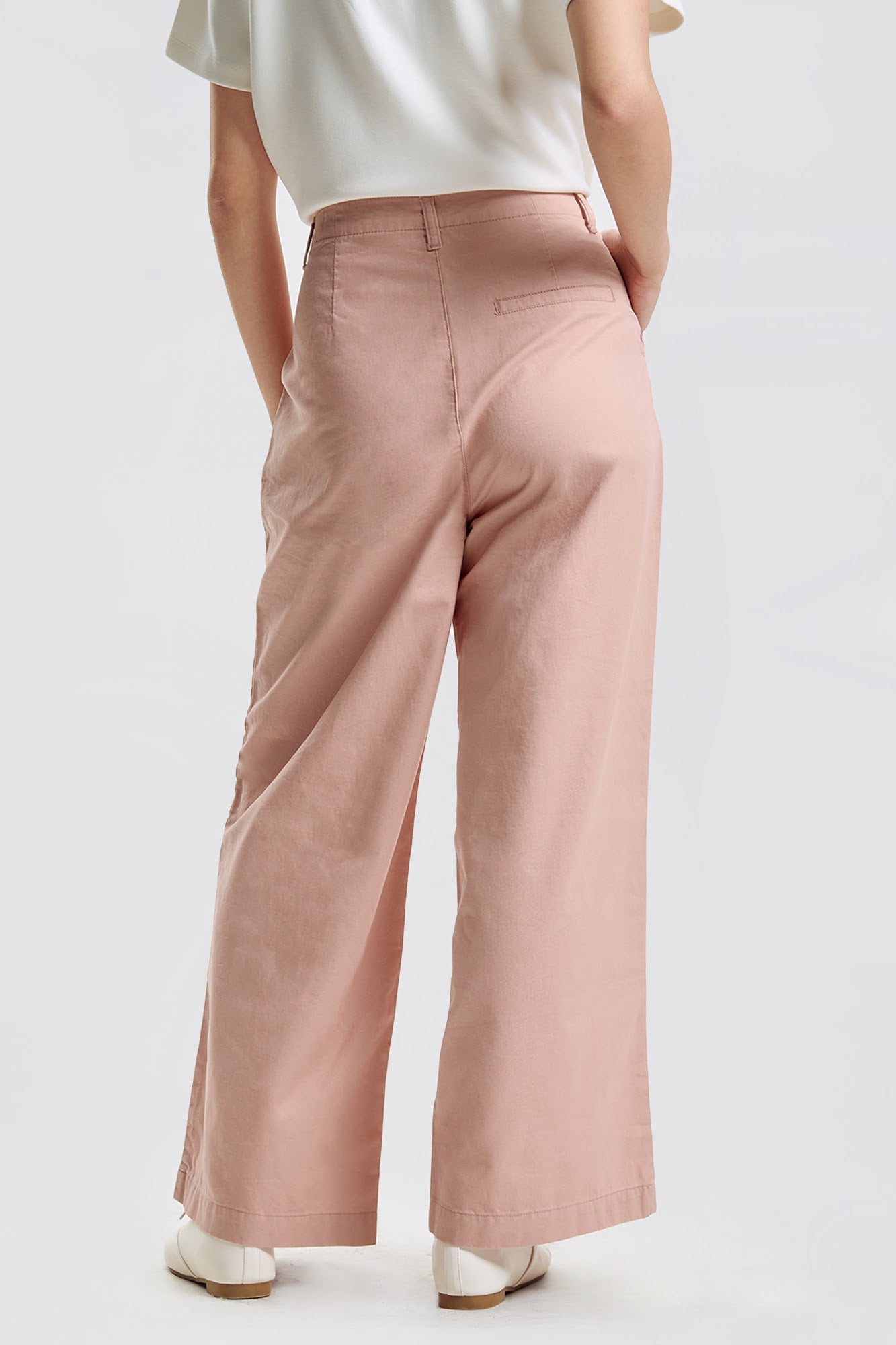 Wide Fit Pleated Pants