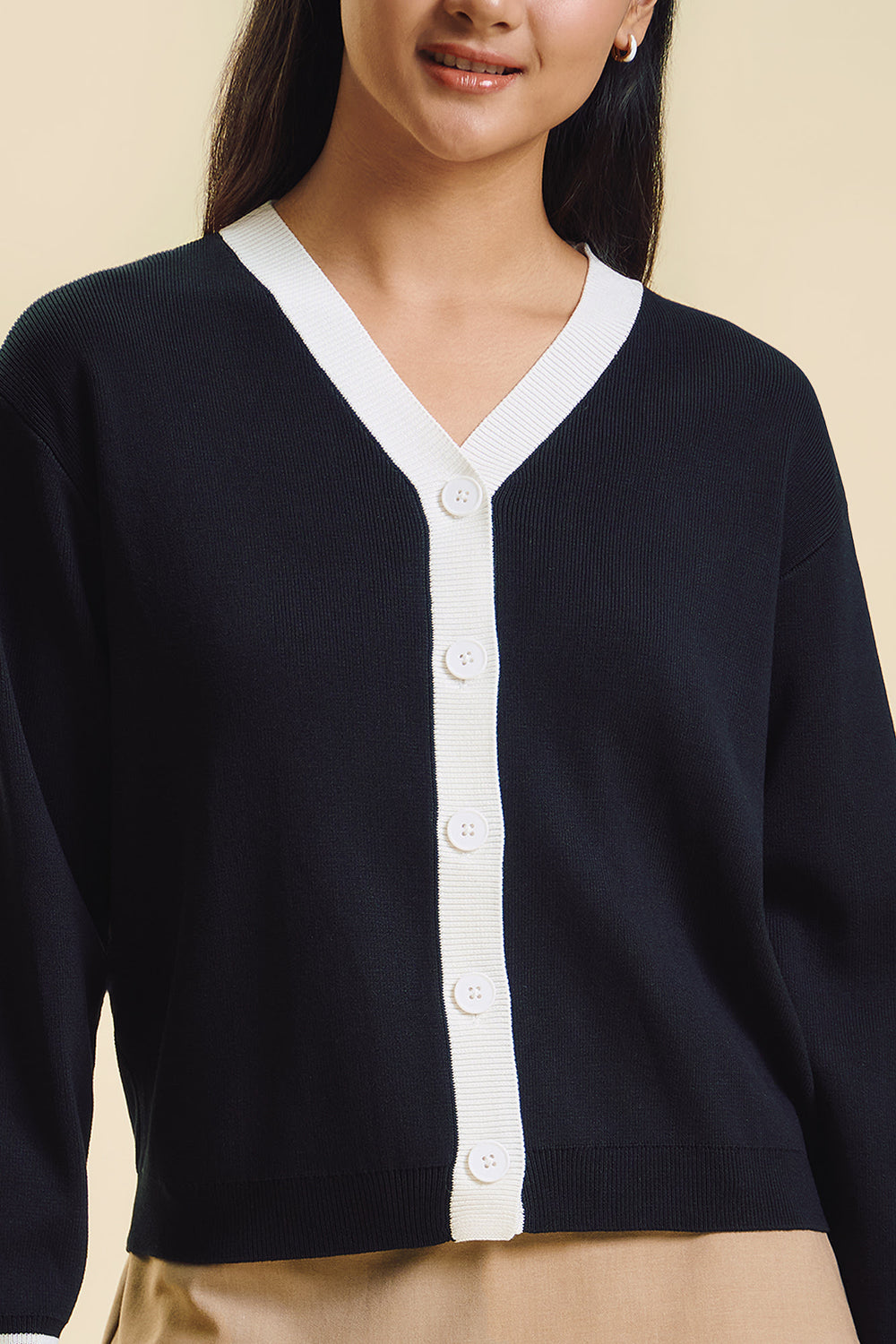994845-Black (2).jpg