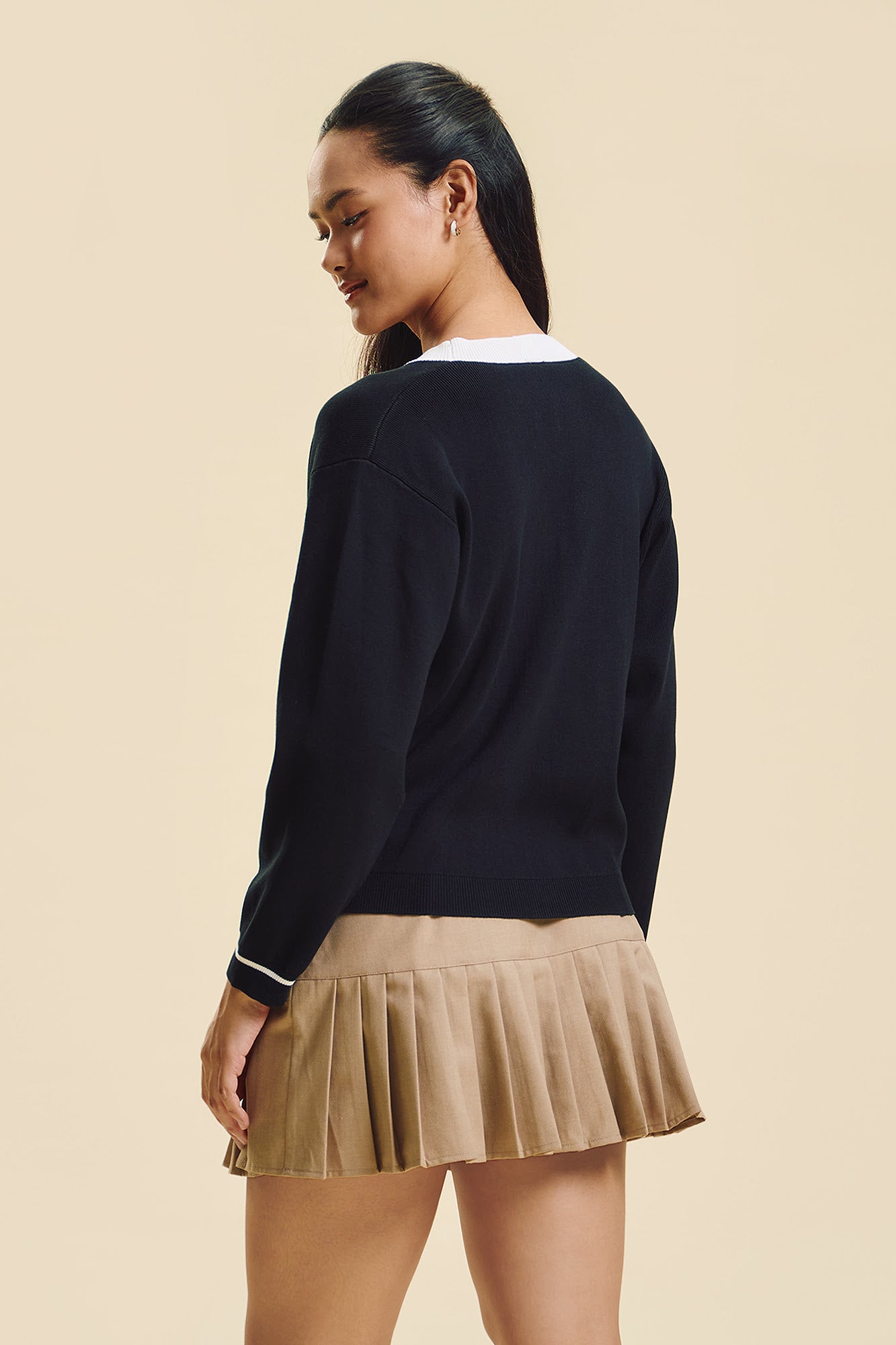 994845-Black (4).jpg