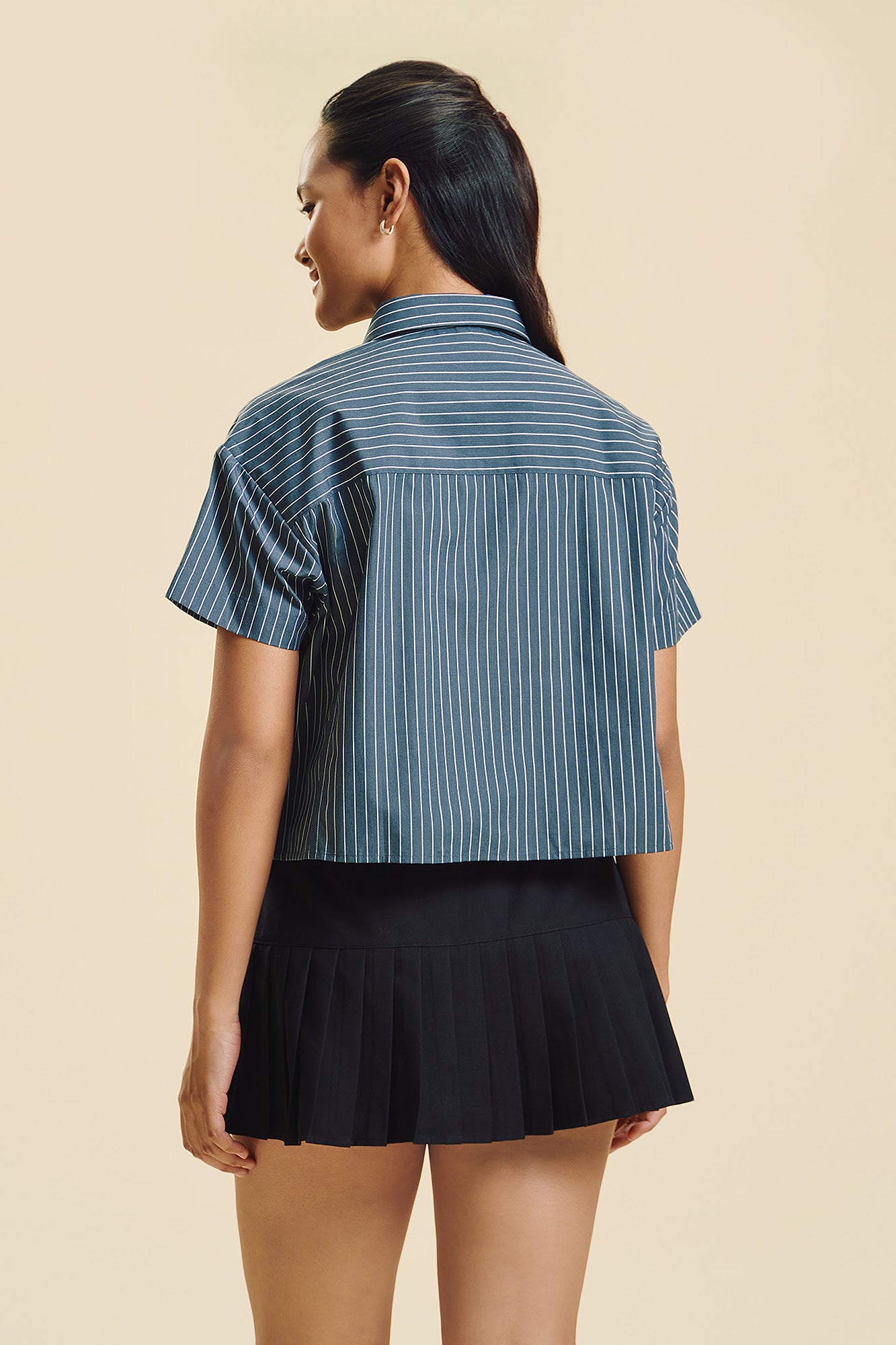 994855-Charcoal (4).jpg