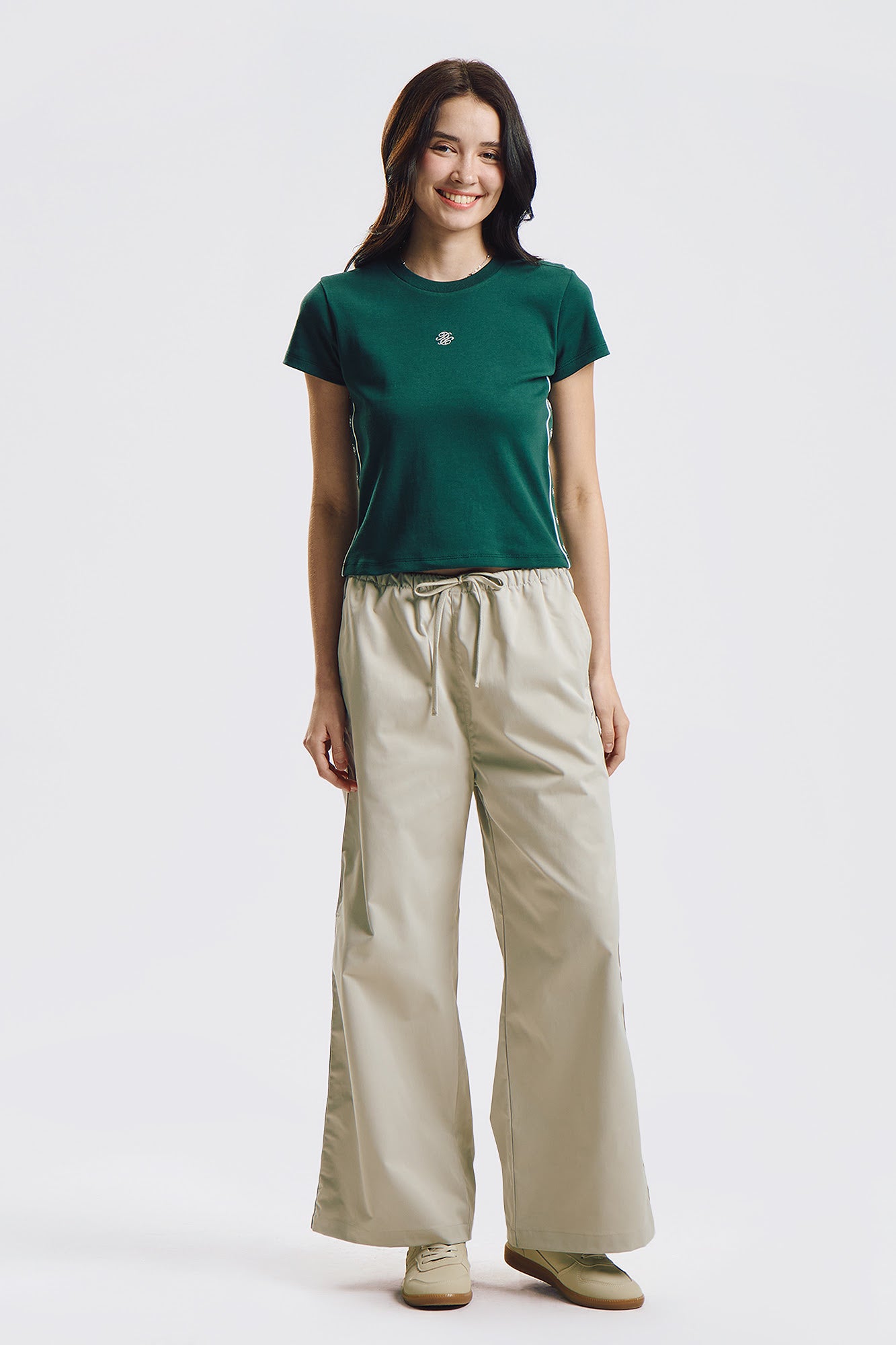 994857-Bottle Green (1).jpg