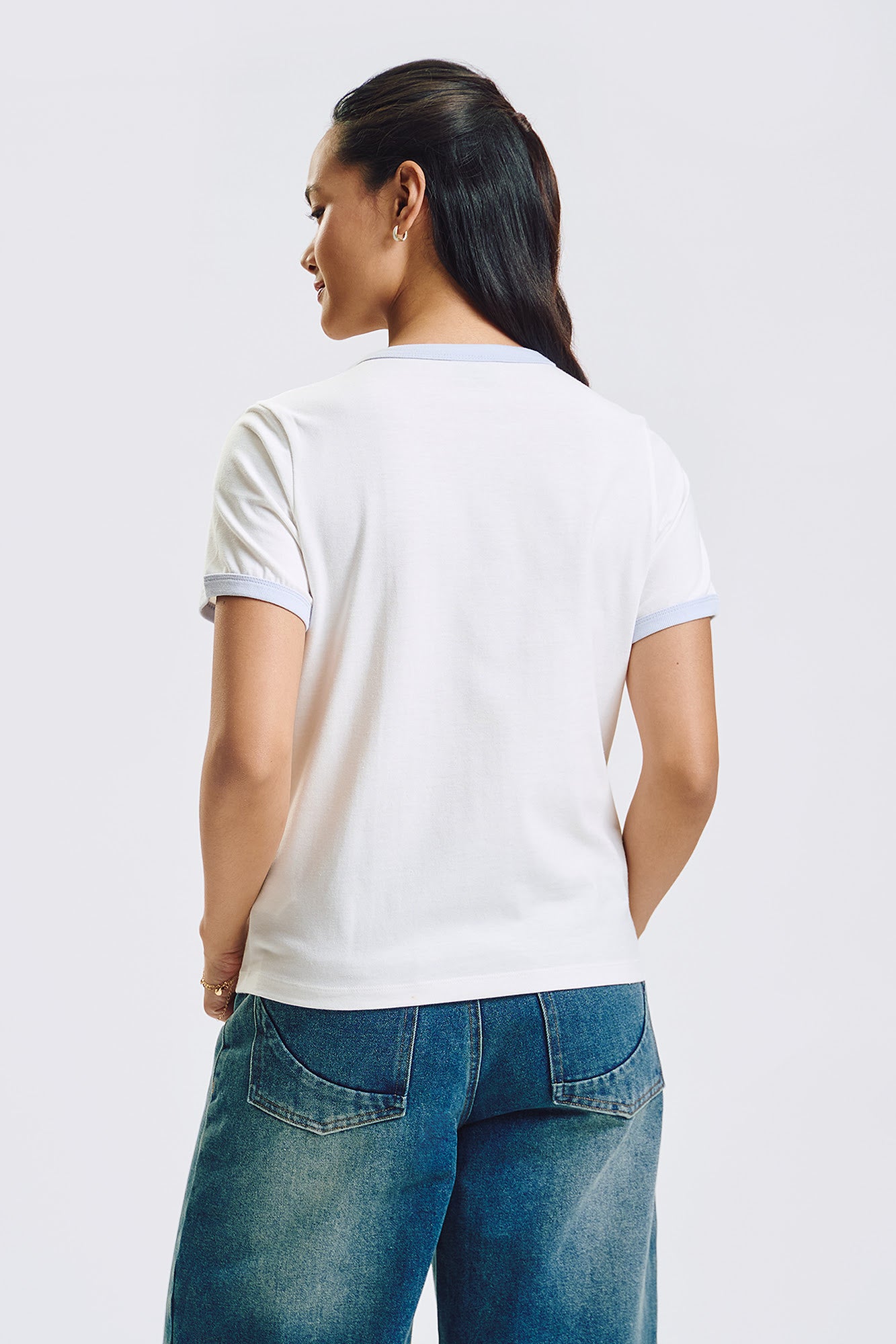 994862-Off White (3).jpg