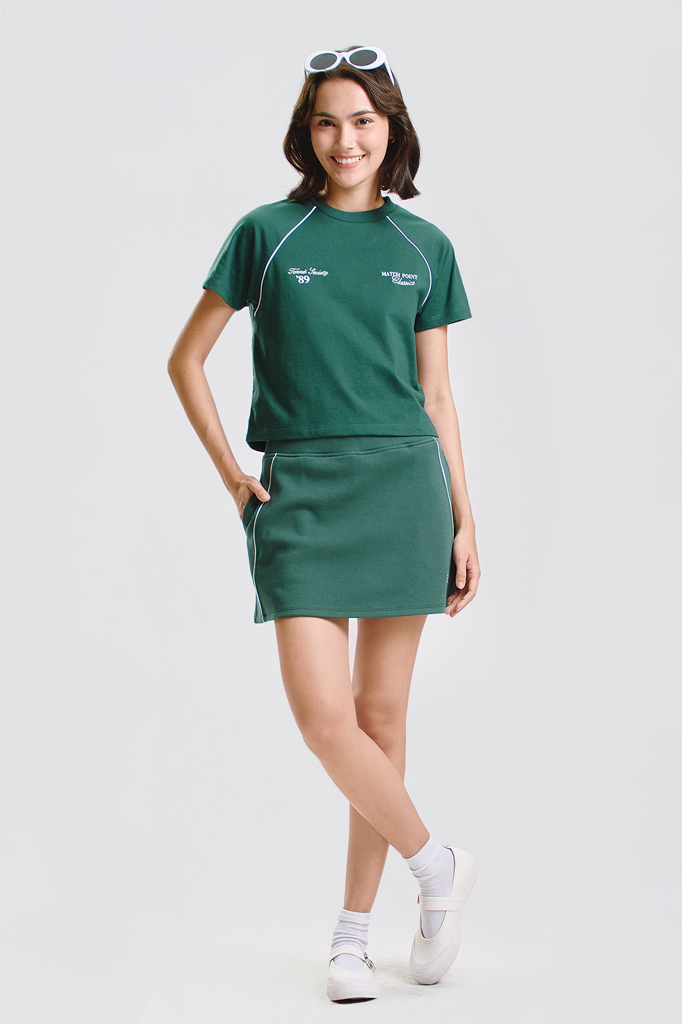 994866-Bottle Green (1).jpg