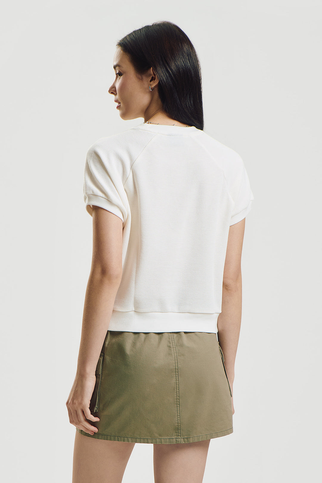 994885-Off White (3).jpg
