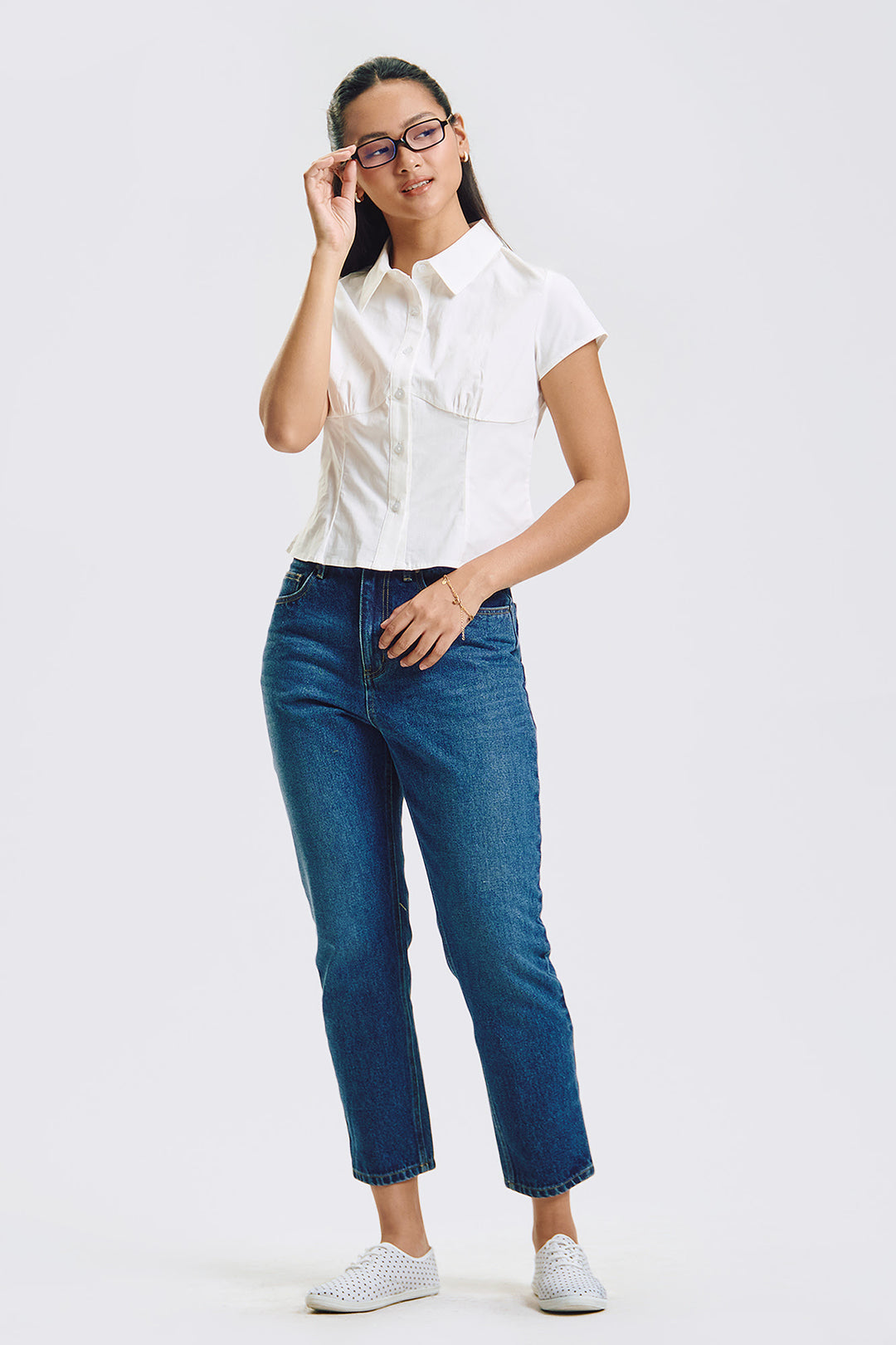 994894-Off White (1).jpg