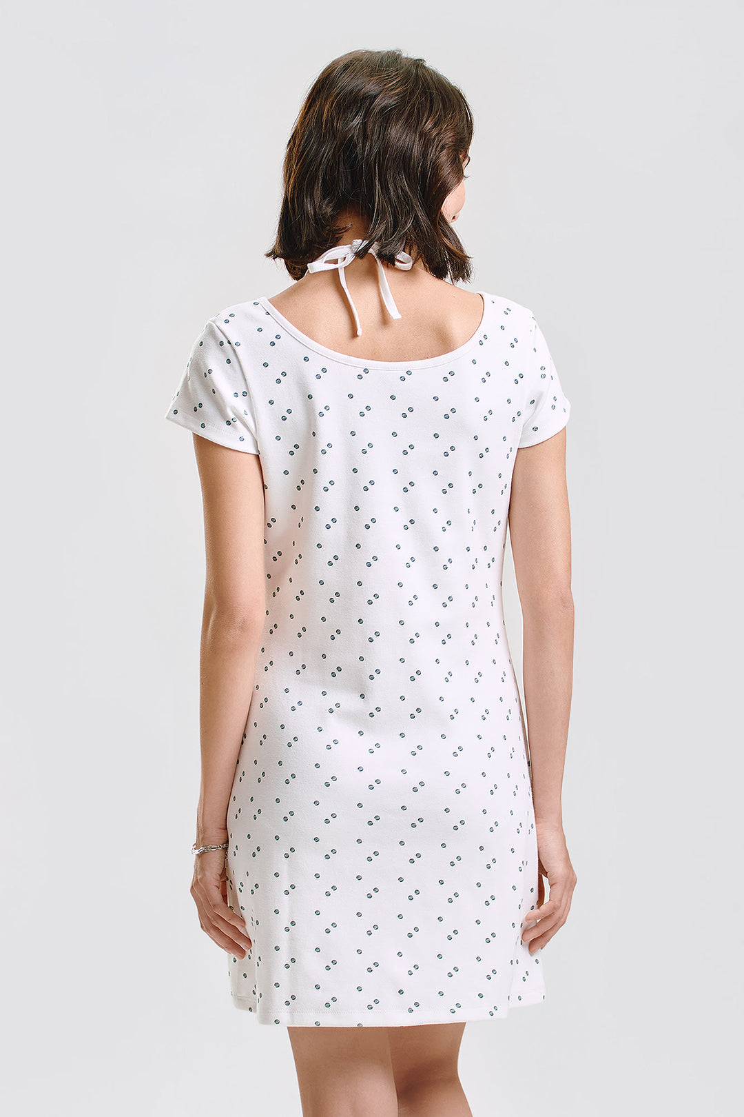 994901-Off White (3).jpg