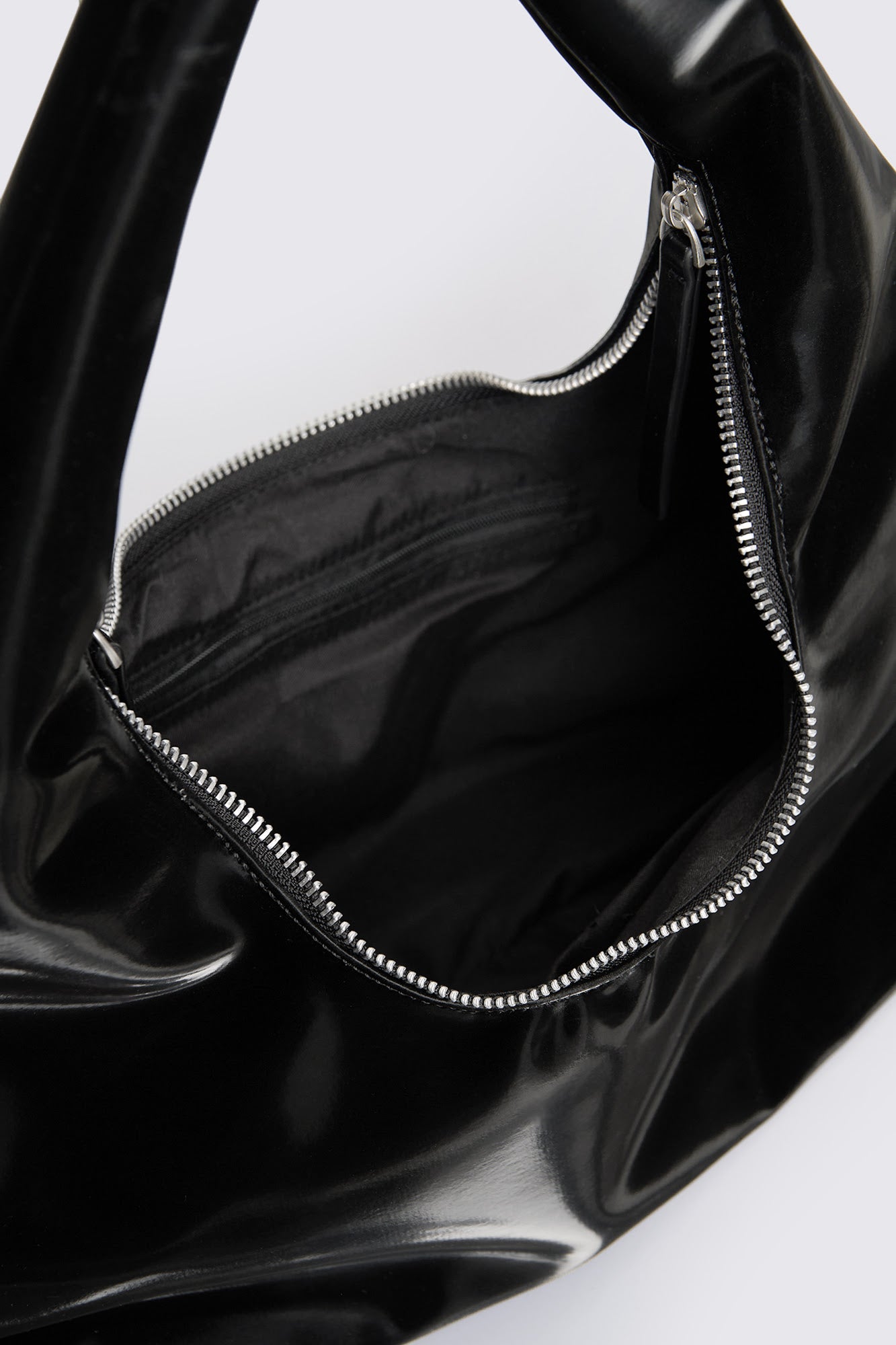 995017-Black (3).jpg