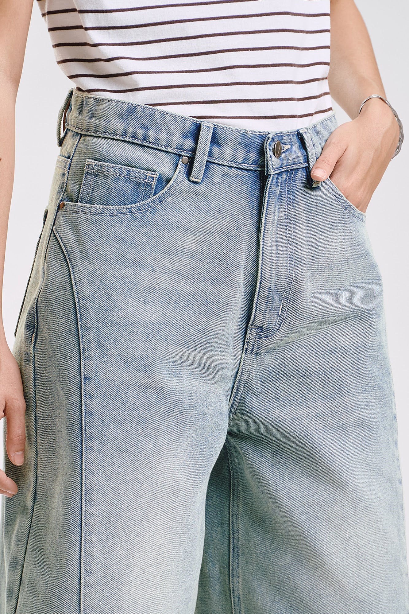 995040-Medium Blue (2).jpg