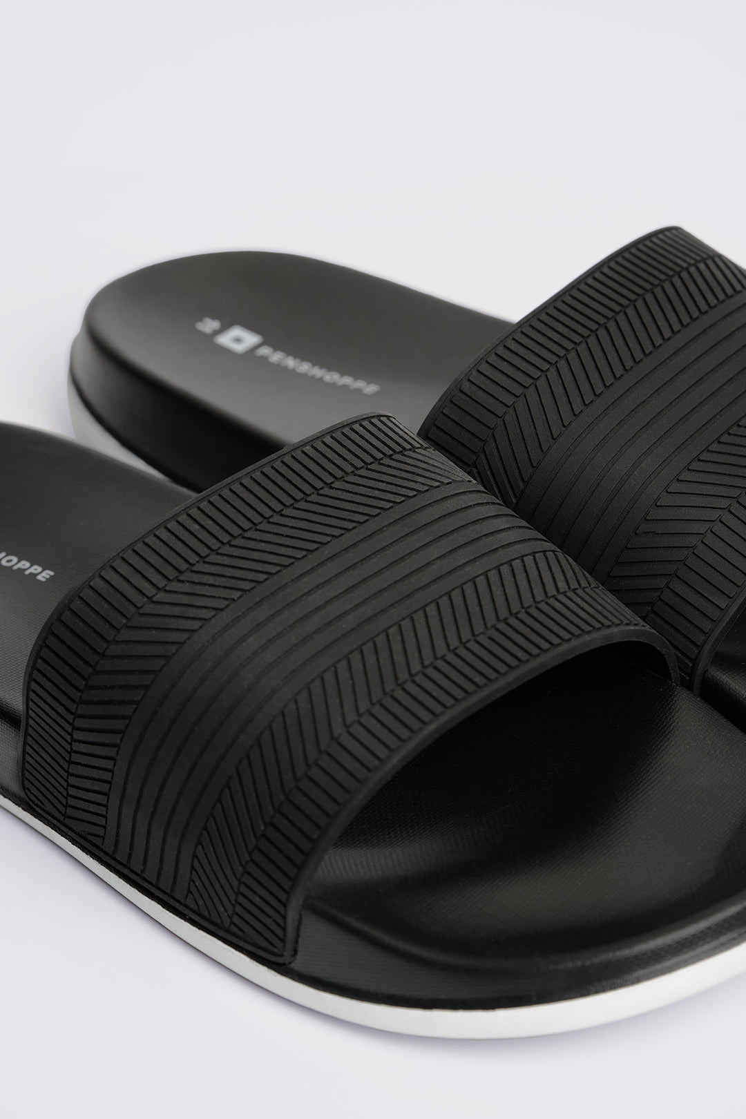 995061-Black (2).jpg