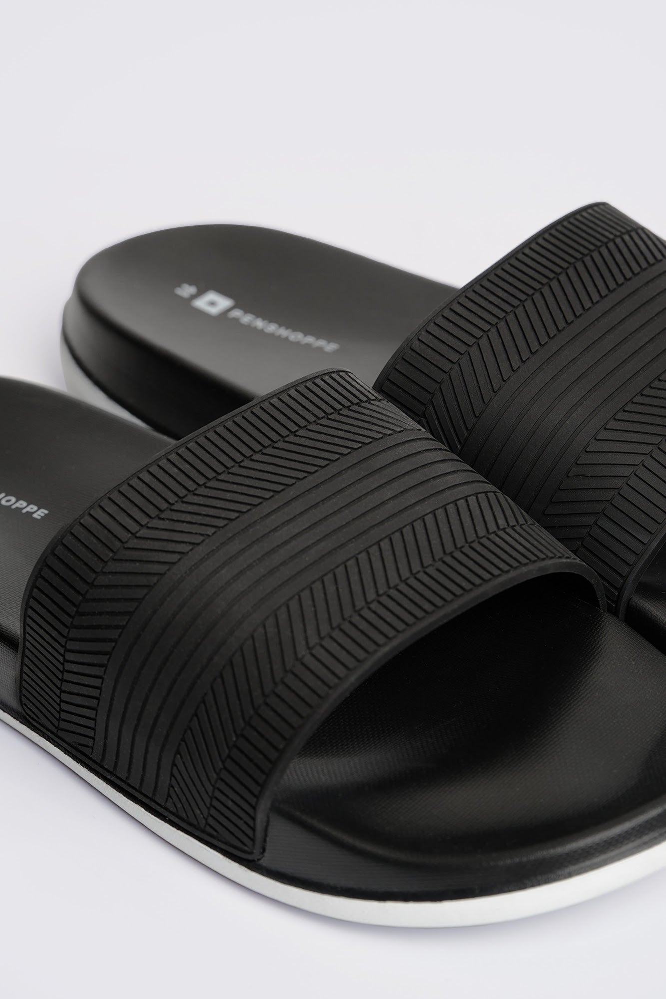 995061-Black (2).jpg
