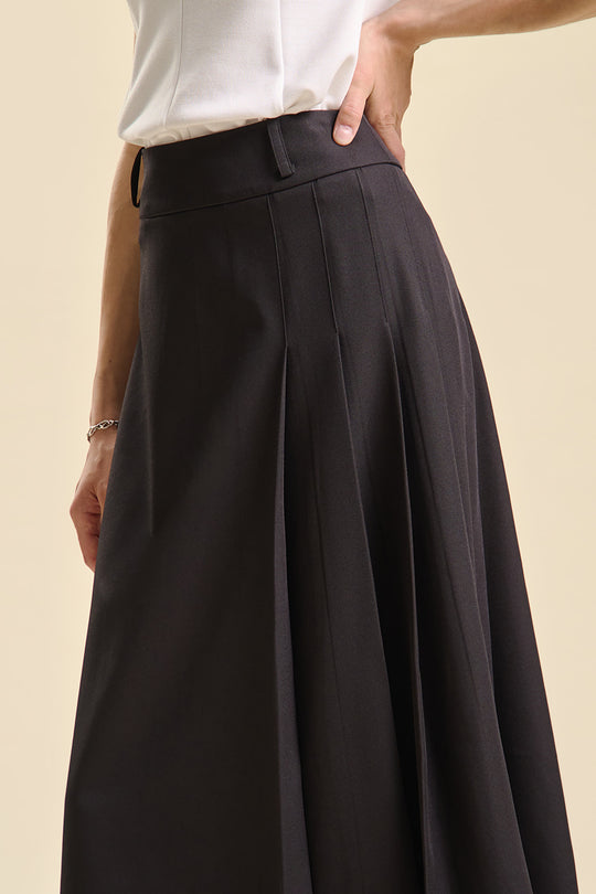 995086-Charcoal (2).jpg