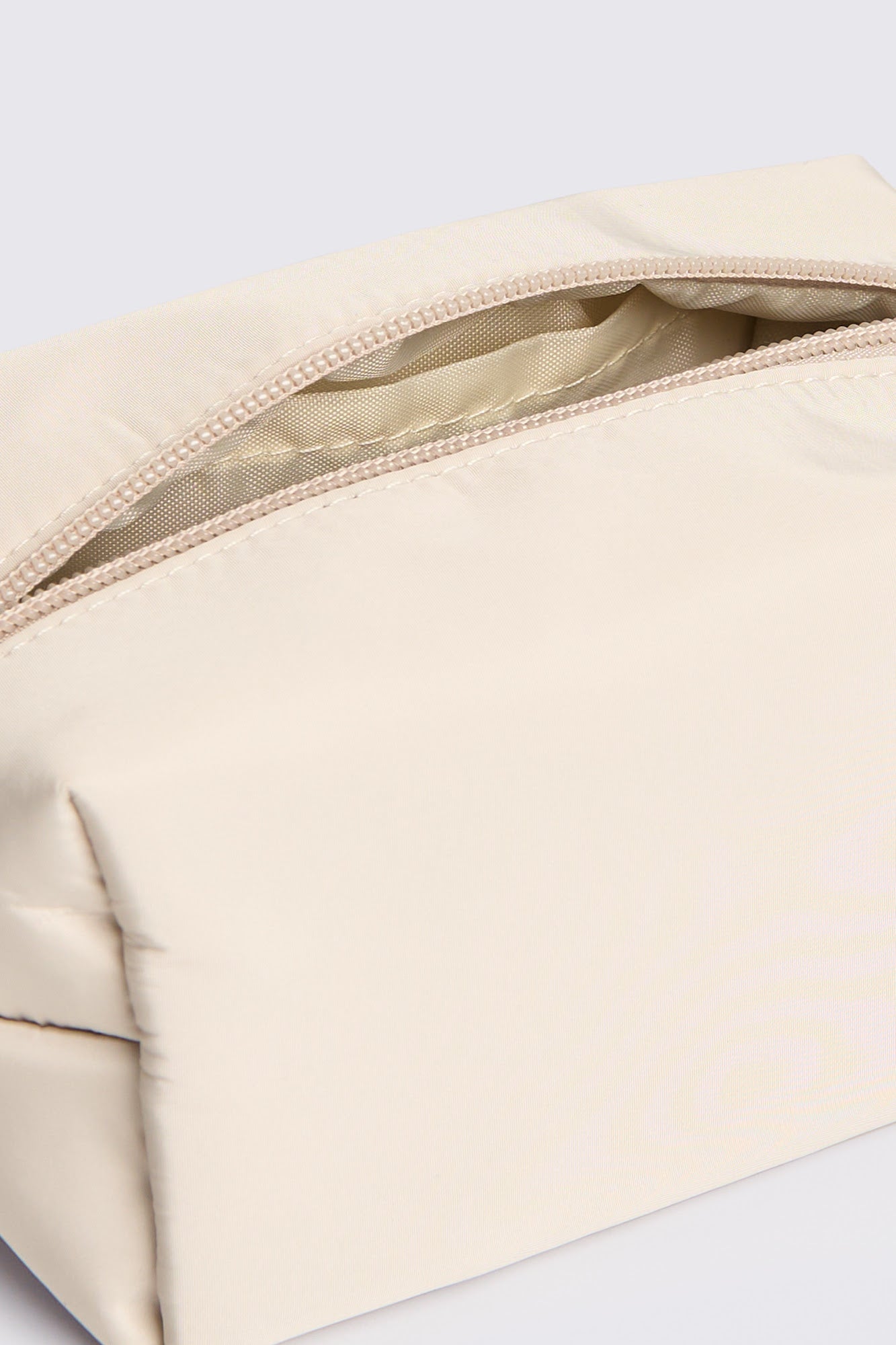 Nylon Carryall Pouch