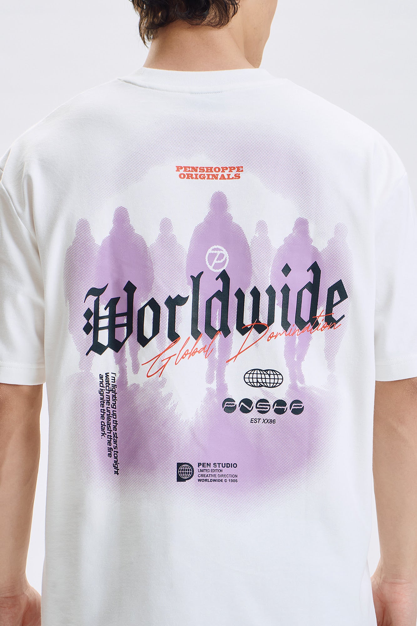 Worldwide Relaxed Graphic T-Shirt – PENSHOPPE