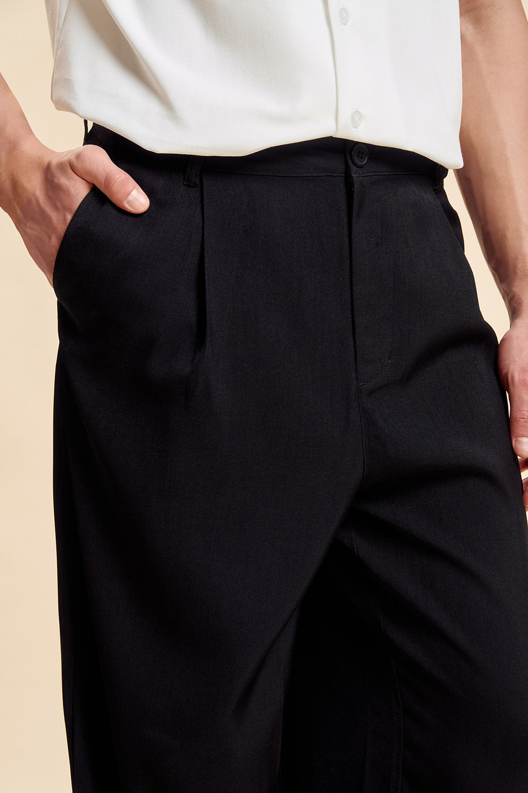 995290-Black (2).jpg