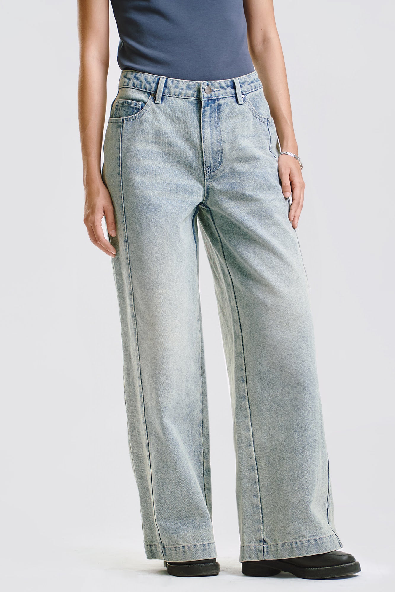 995296-Medium Blue (2).jpg