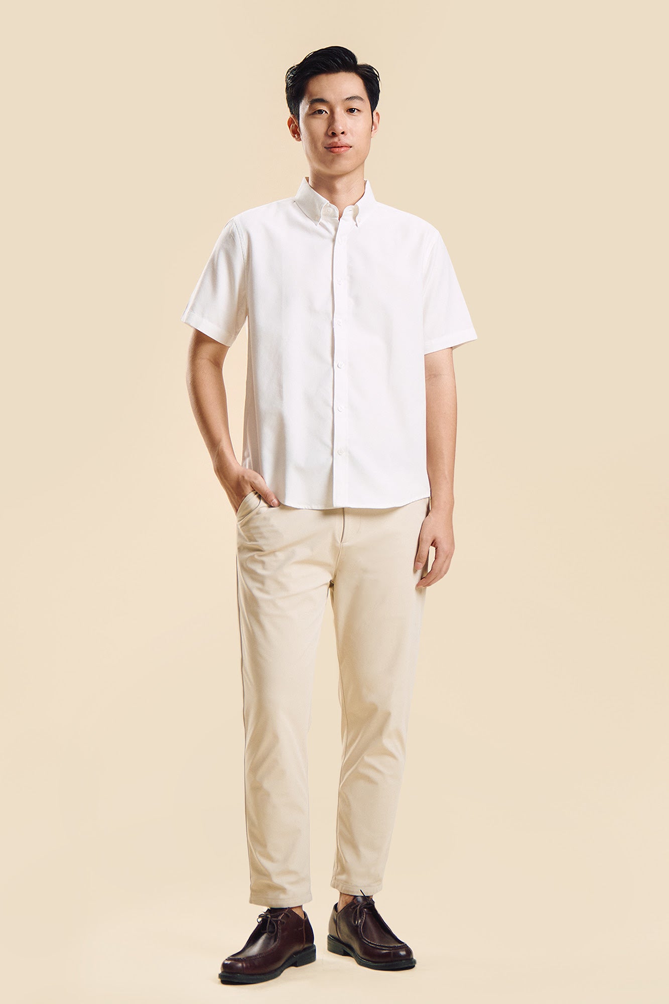 995315-Ivory (1).jpg