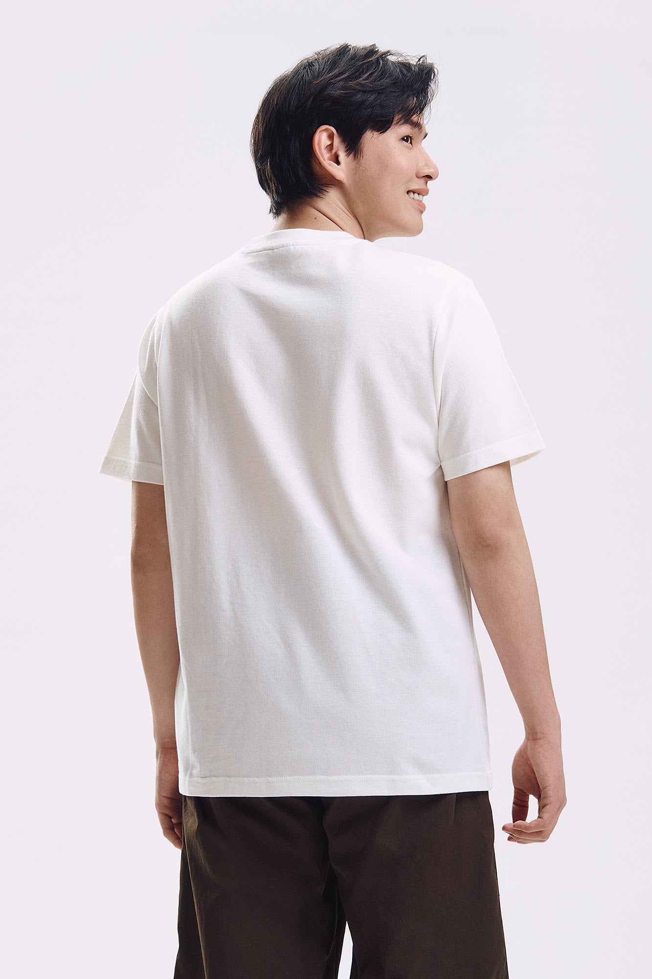 995339-Ivory (3).jpg