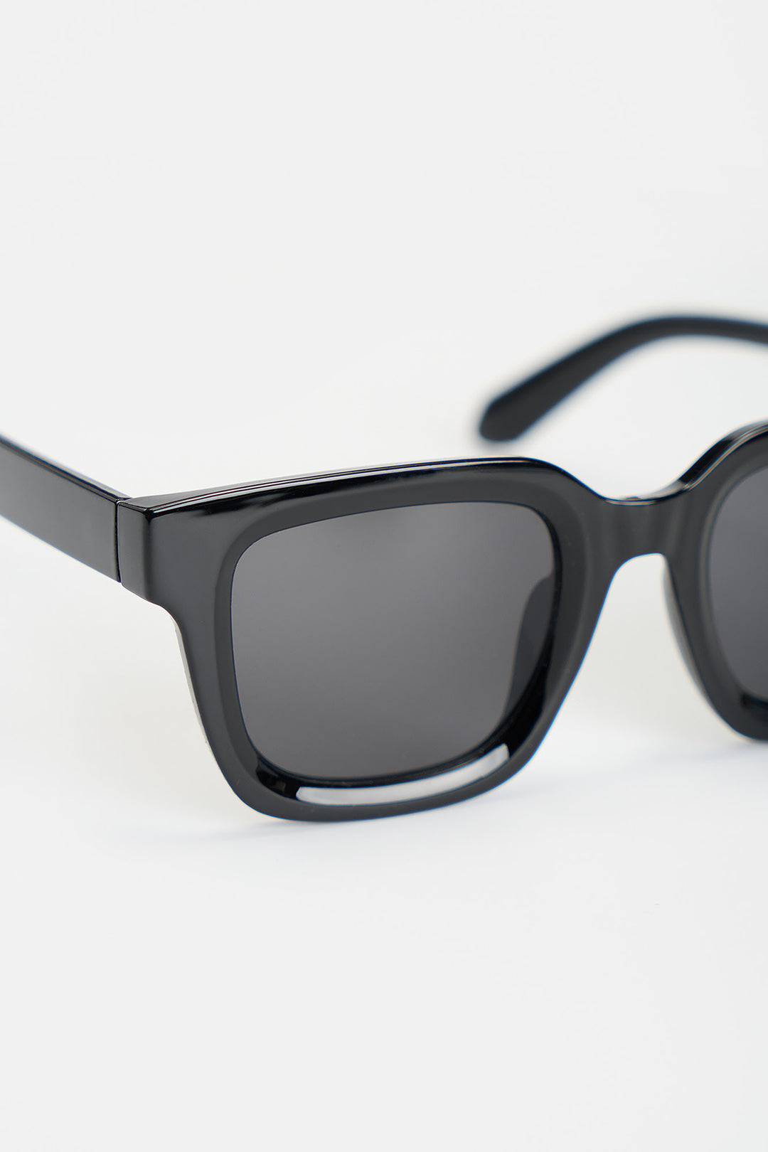 995416-Black (3).jpg