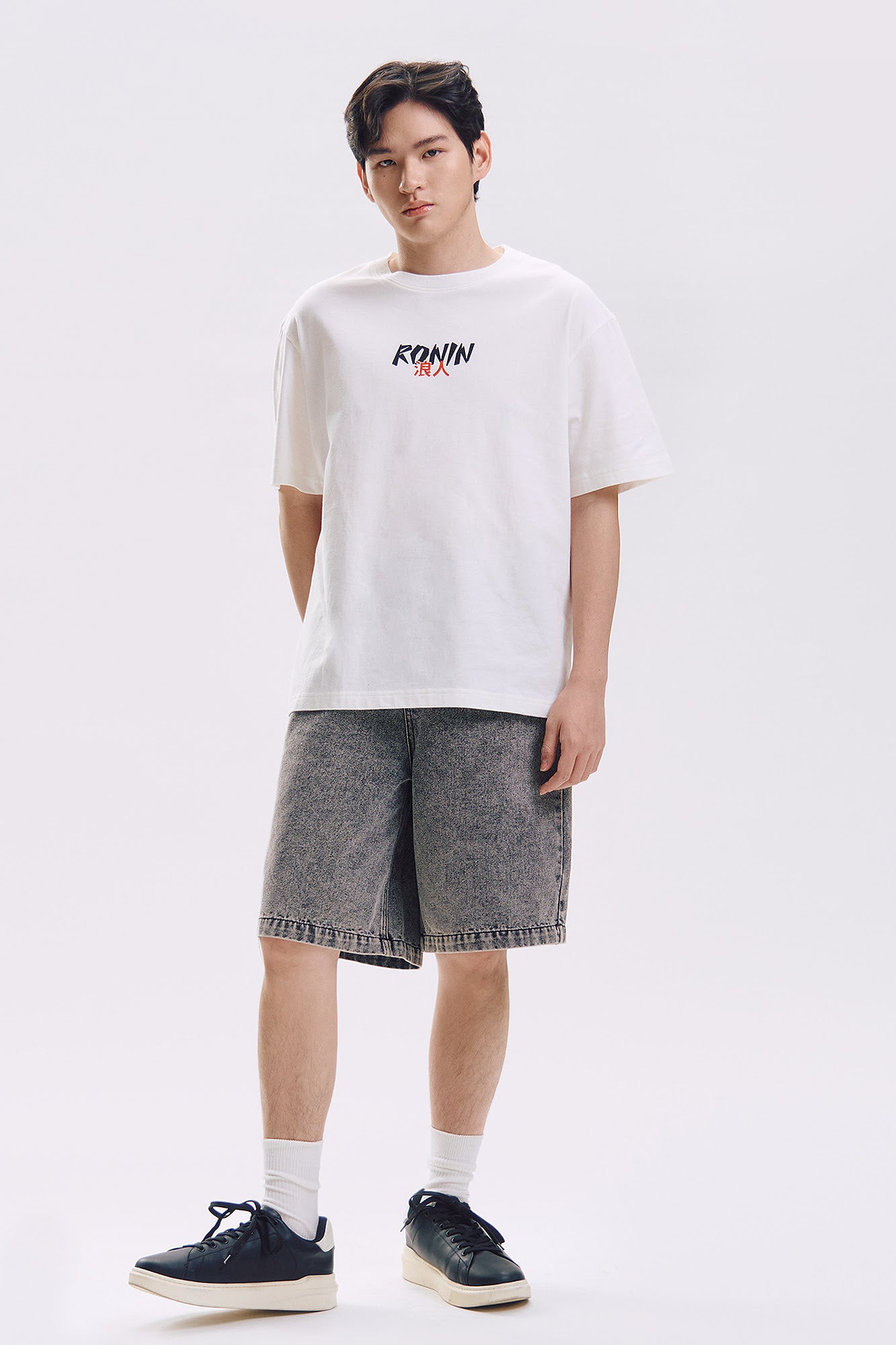 995418-Ivory (5).jpg