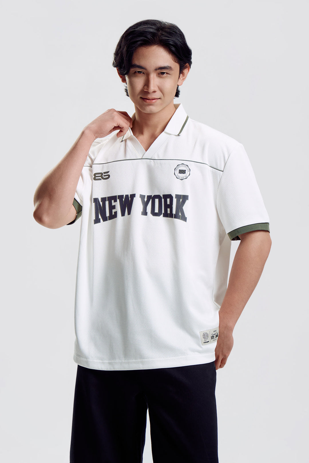 995542-Ivory (4).jpg
