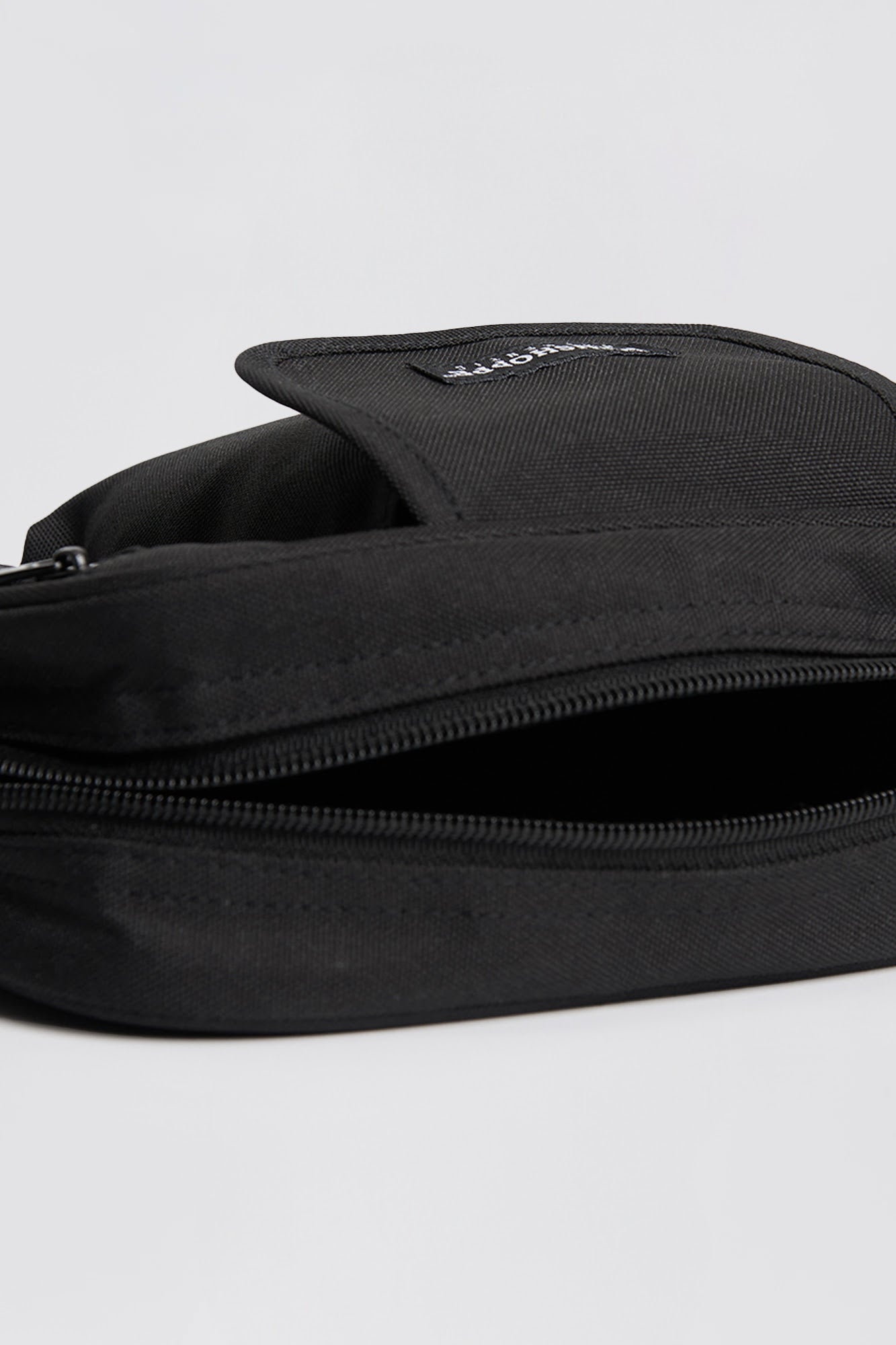 995678-Black (3).jpg