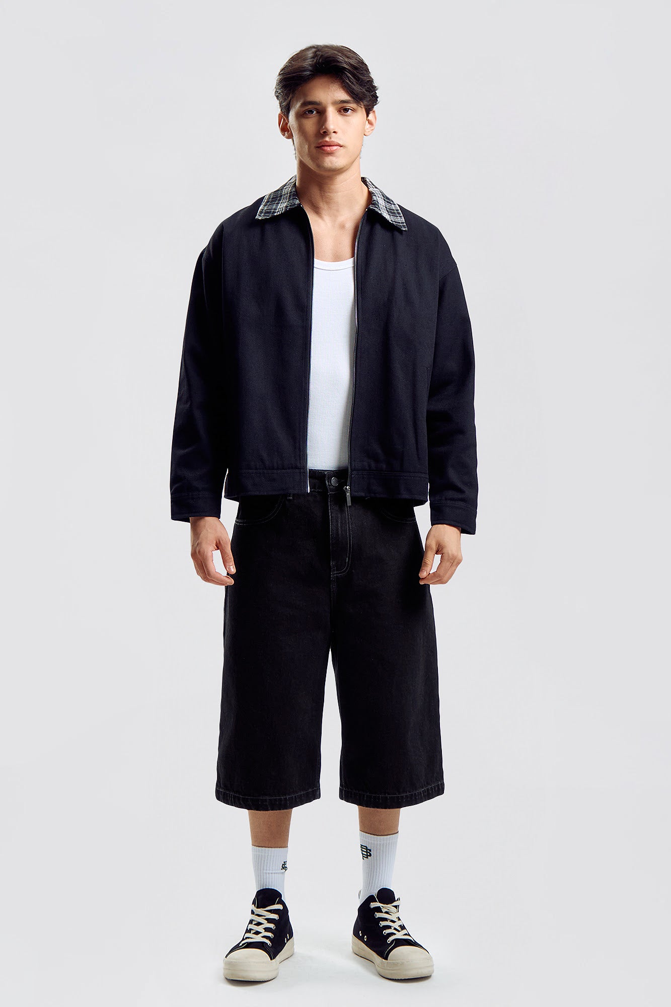 995770-Black (1).jpg