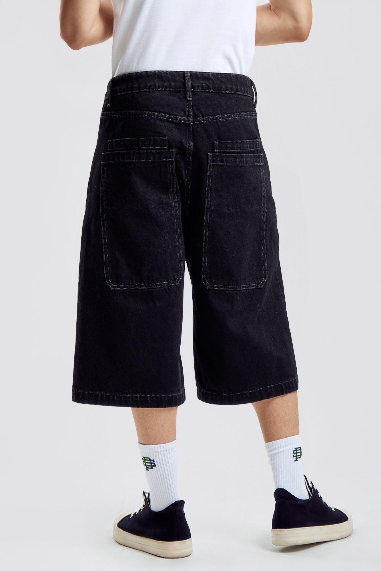 995770-Black (4).jpg