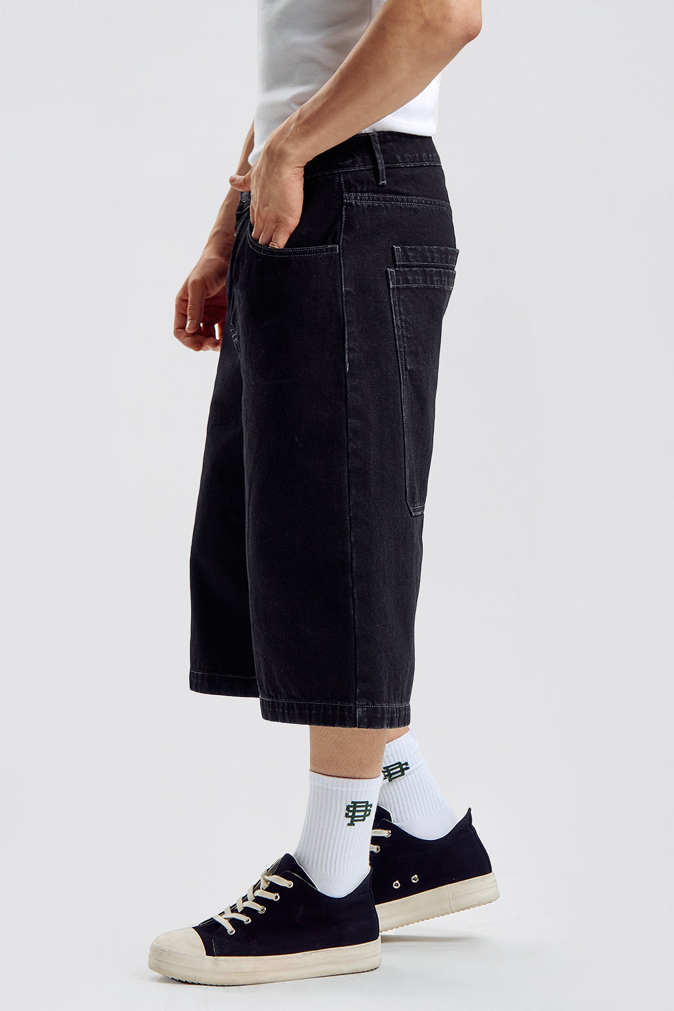 995770-Black (5).jpg