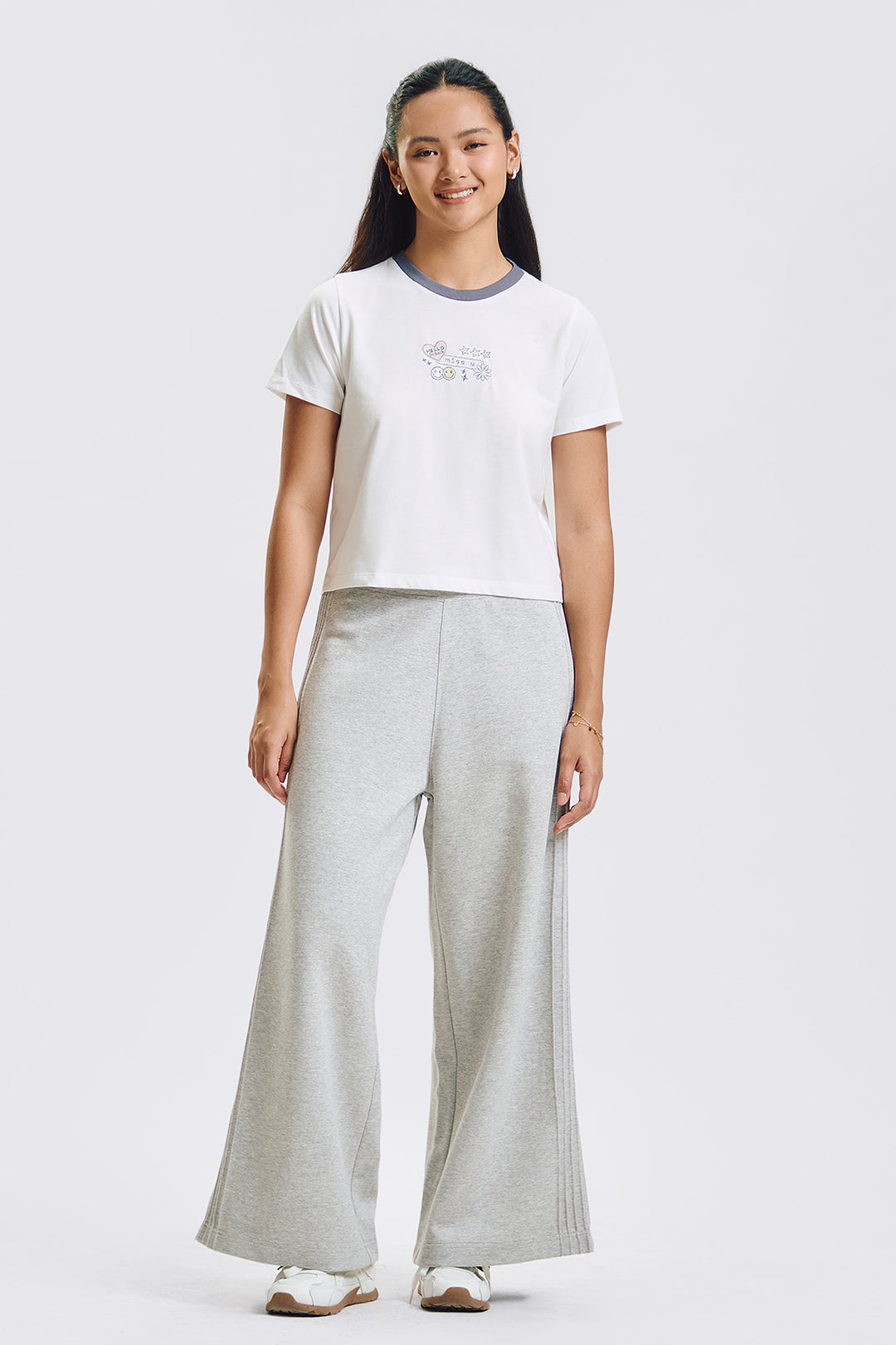 995874-Off White (1).jpg