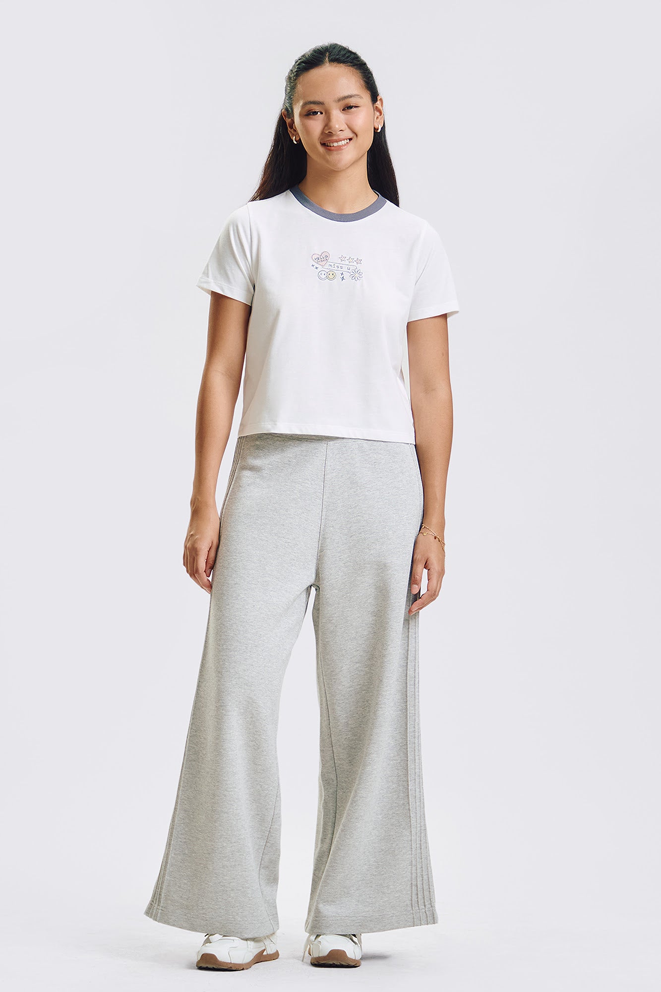 995874-Off White (1).jpg