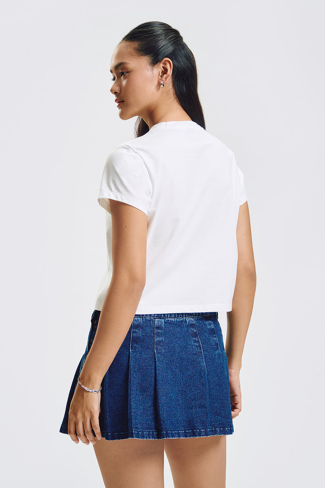 995911-Off White (3).jpg
