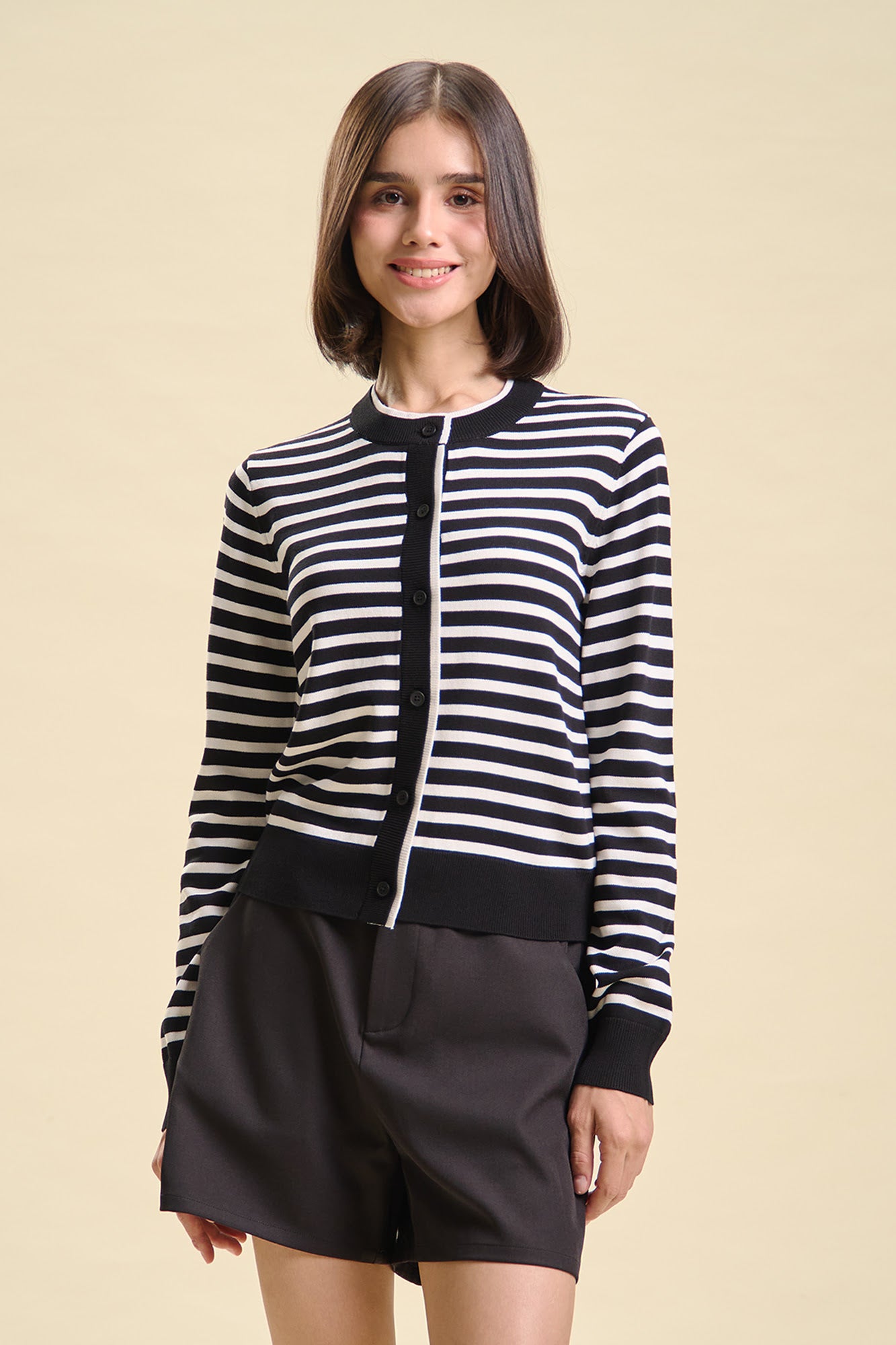 995939-Black (3).jpg