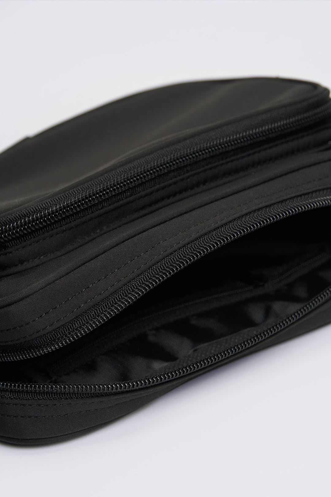 995963-Black (1).jpg