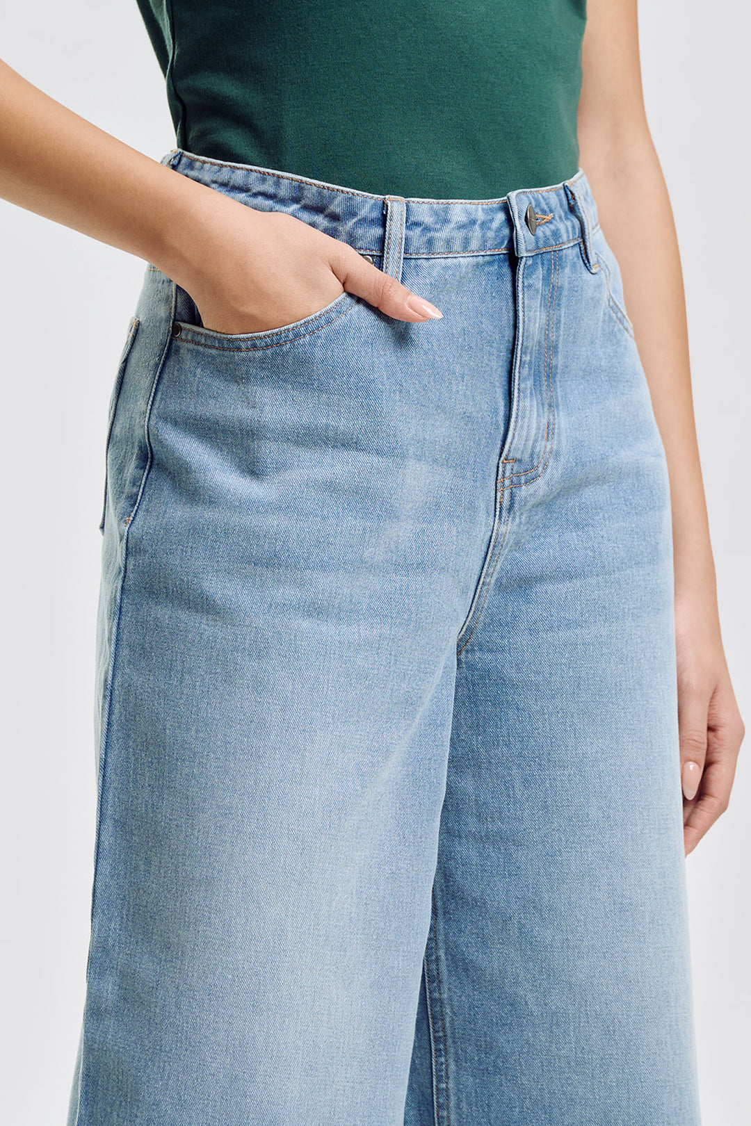 995975-Light Blue (2).jpg