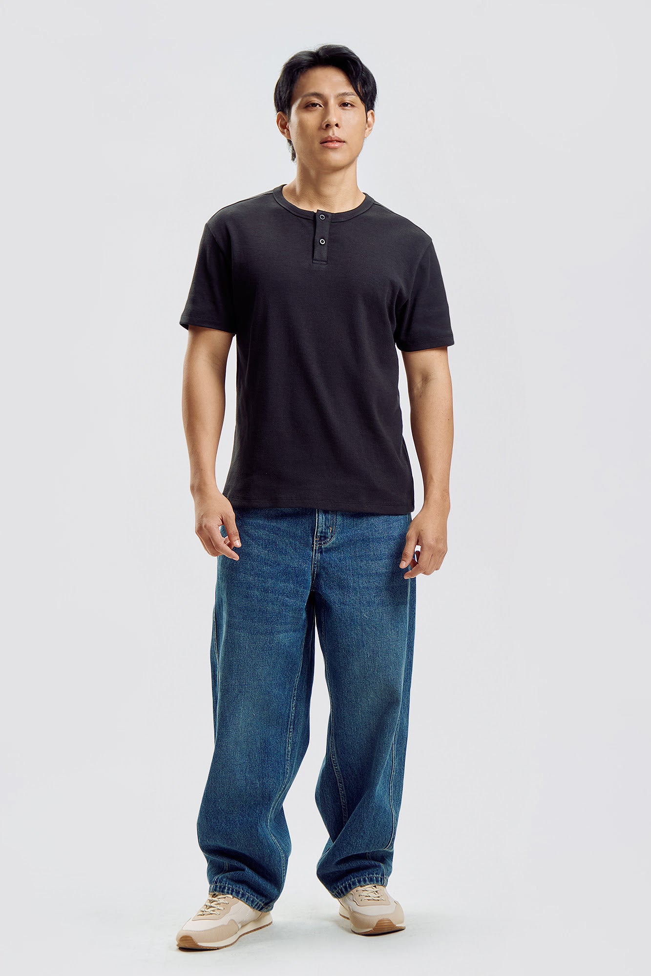 996041-Black (1).jpg