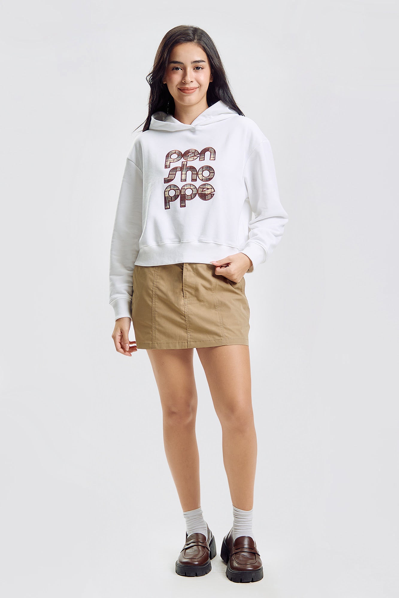 996119-Off White (1).jpg