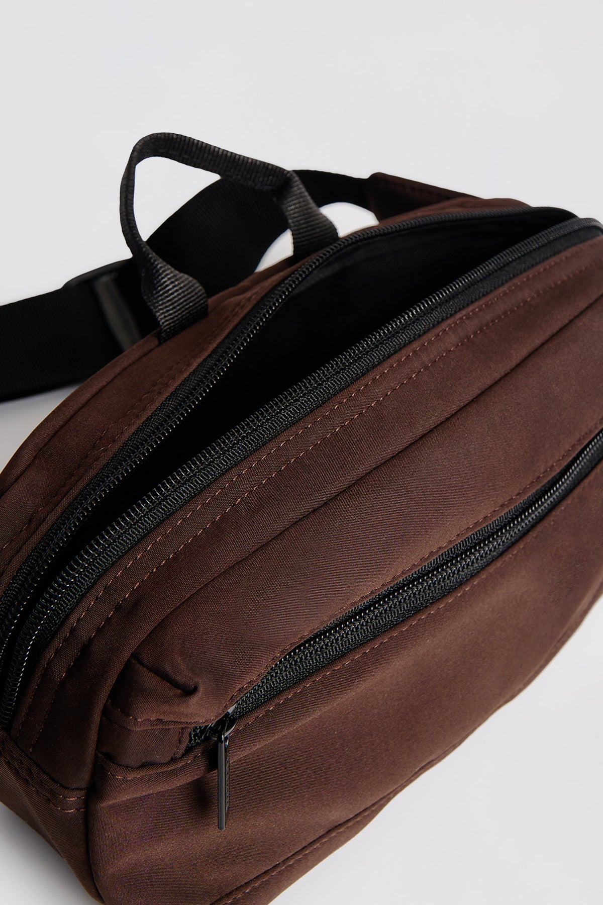 Waist Pack with Clip Label