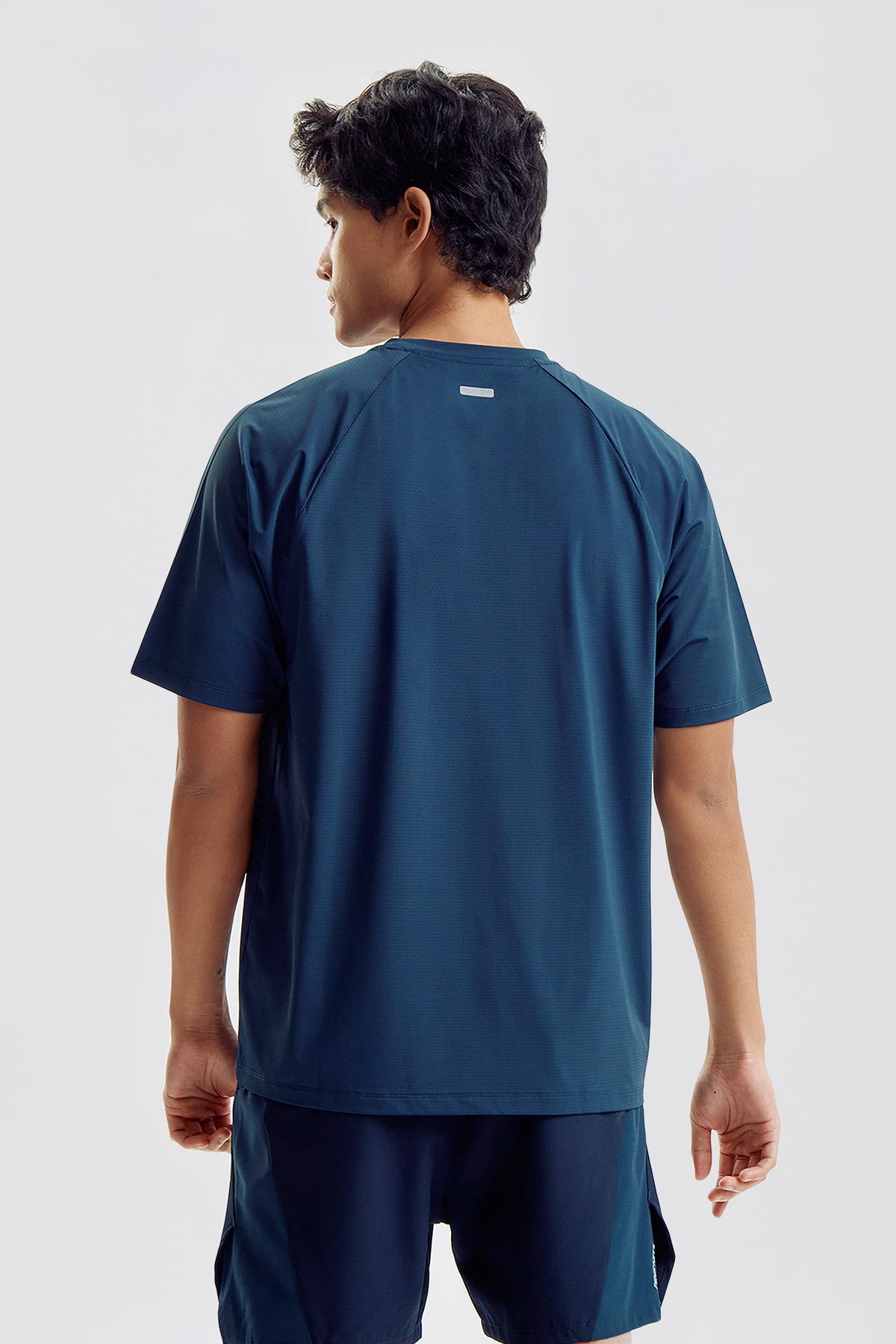 Penshoppe Play Raglan T-Shirt
